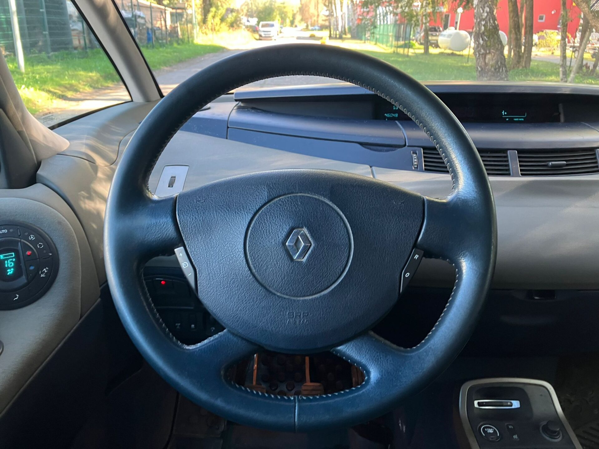 Renault Espace 7-seats