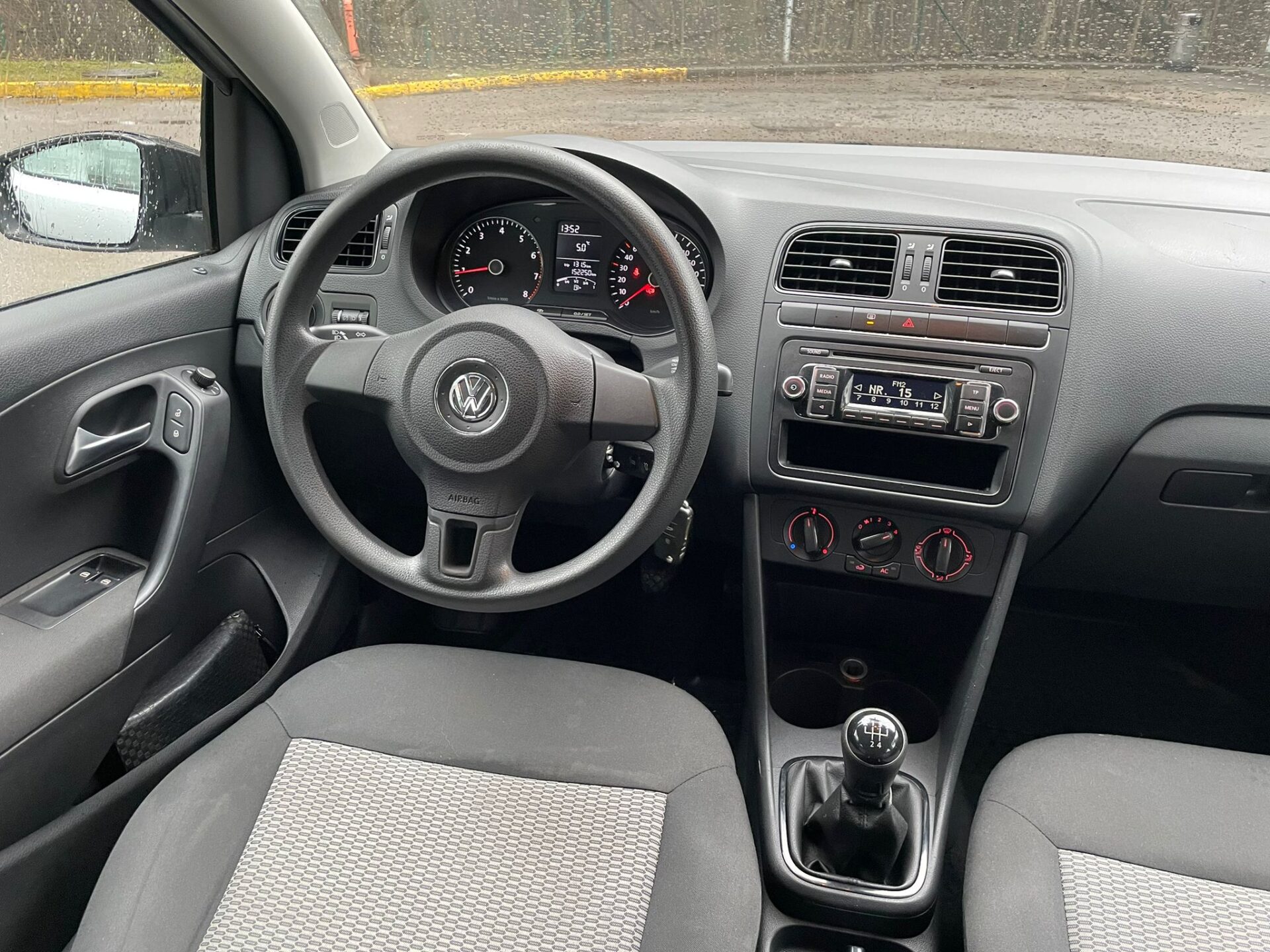 VW POLO