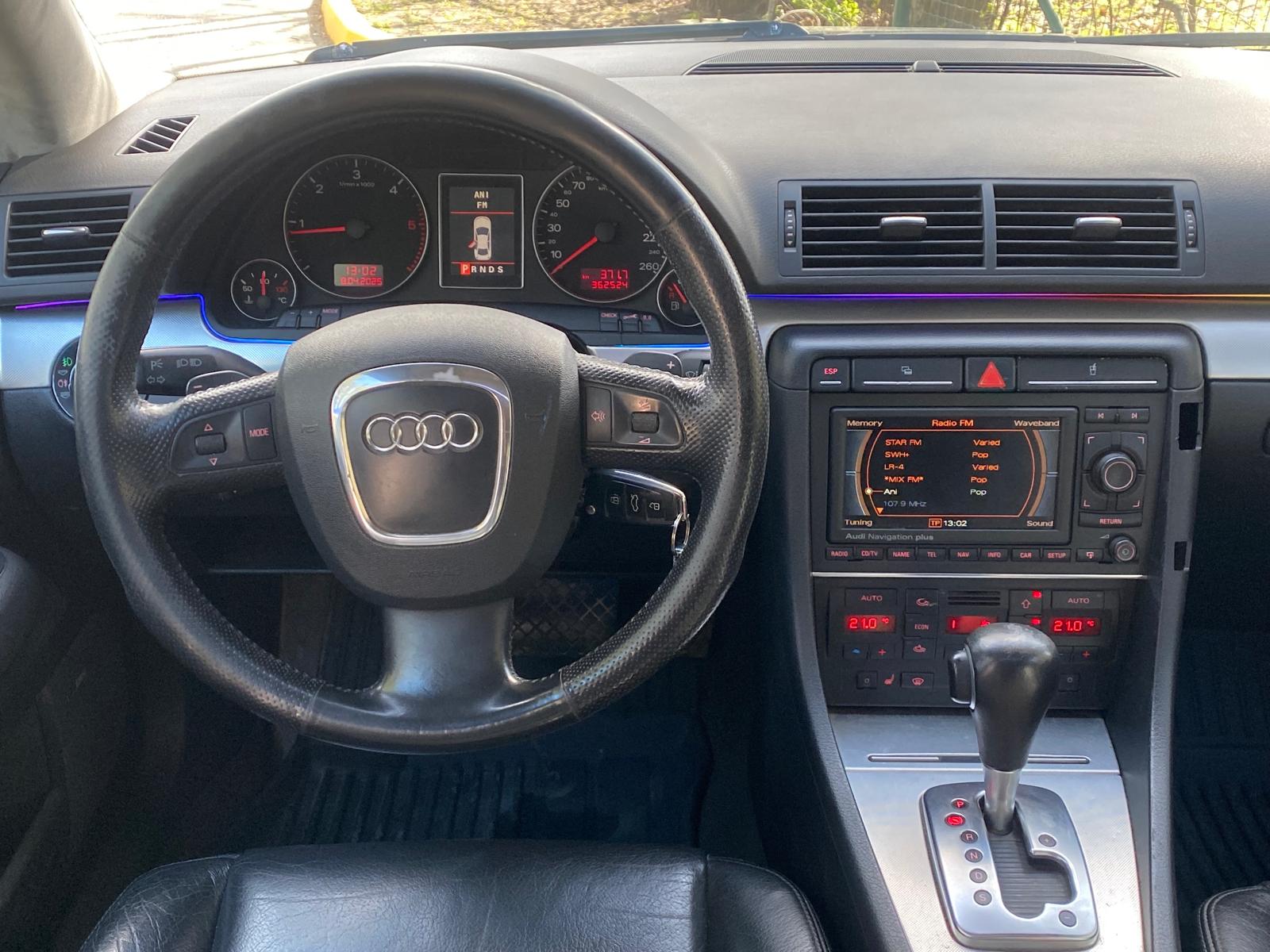 AUDI A4 S-LINE QUATTRO