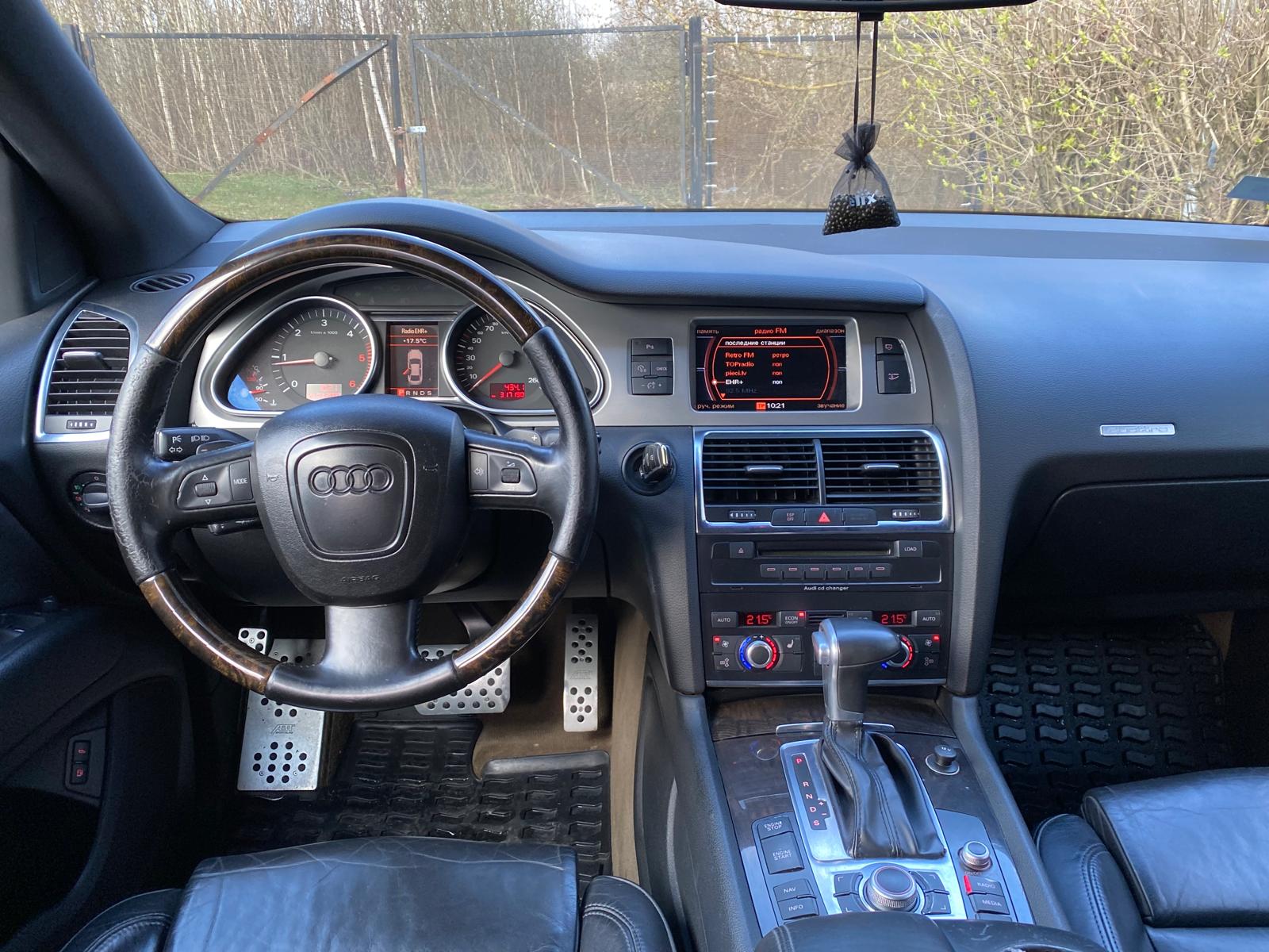 Audi Q7 S-Line Quattro
