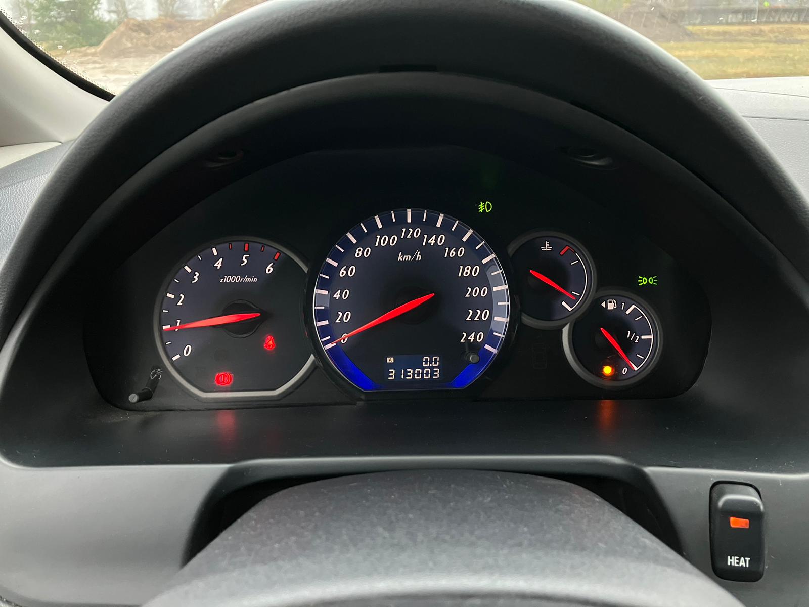 Mitsubishi Grandis 7-vietas