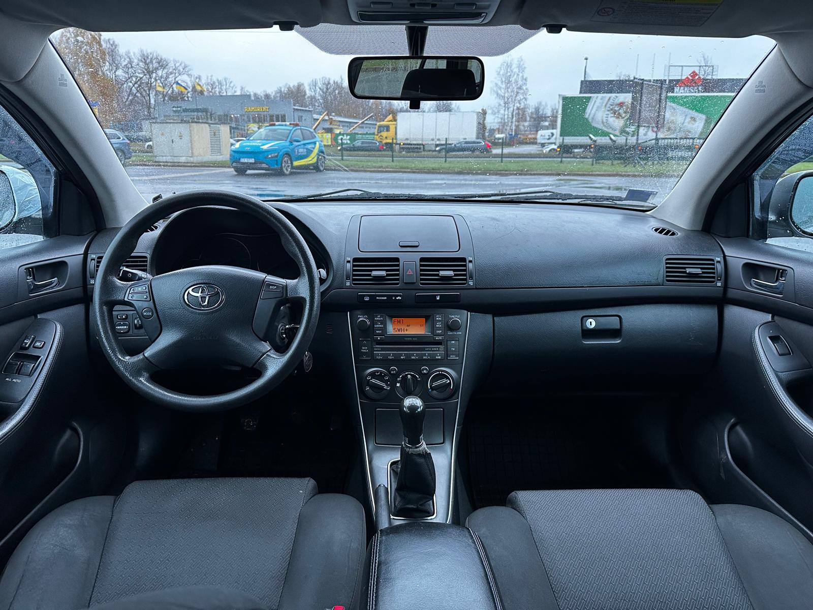 TOYOTA AVENSIS