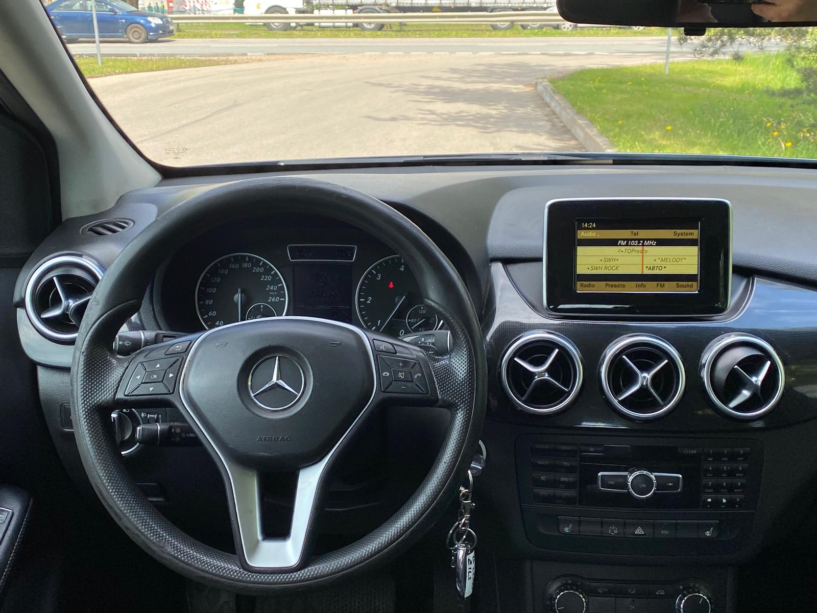 MERCEDES BENZ B180 BLUE EFFICIENCY