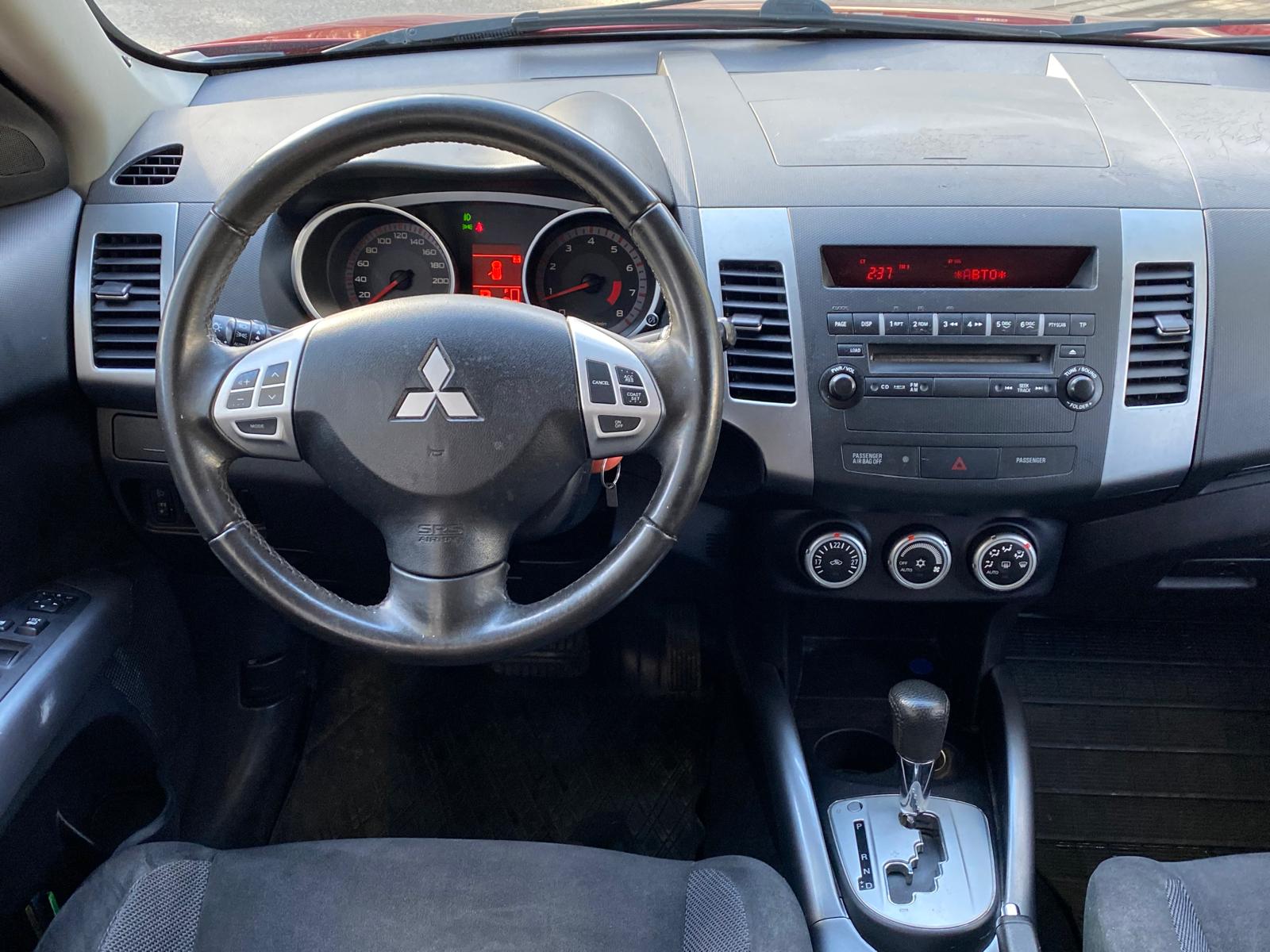 MITSUBISHI OUTLANDER 4X4