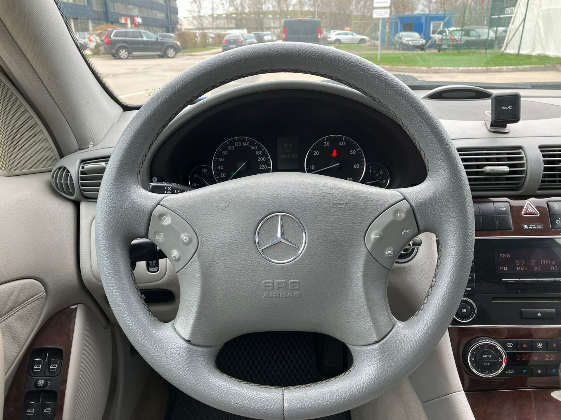 Mercedes C240