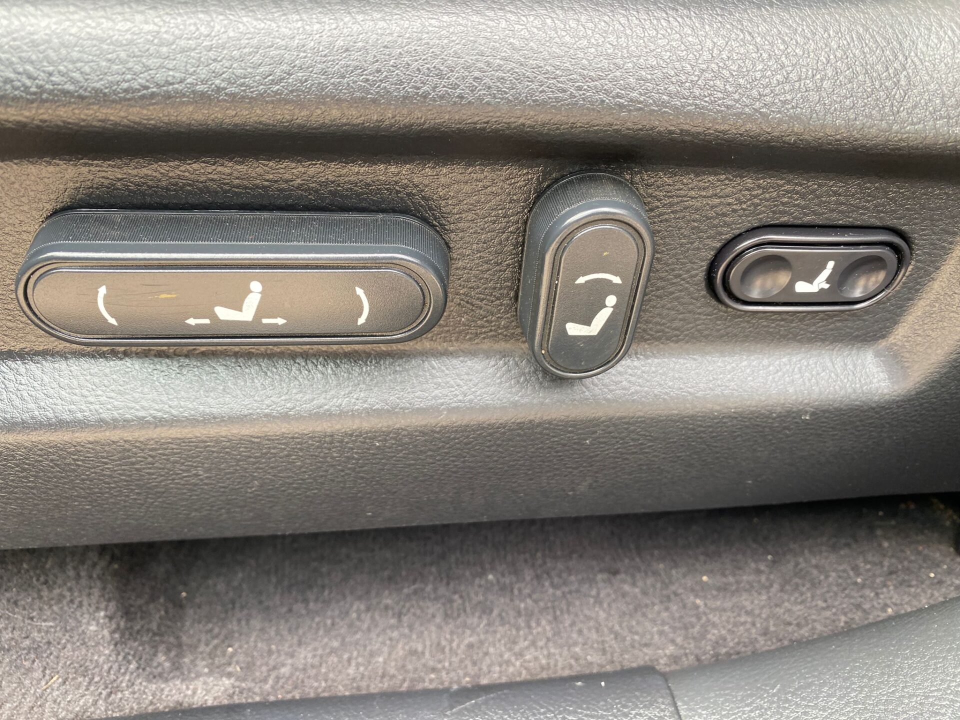 HYUNDAI SANTA FE 4×4