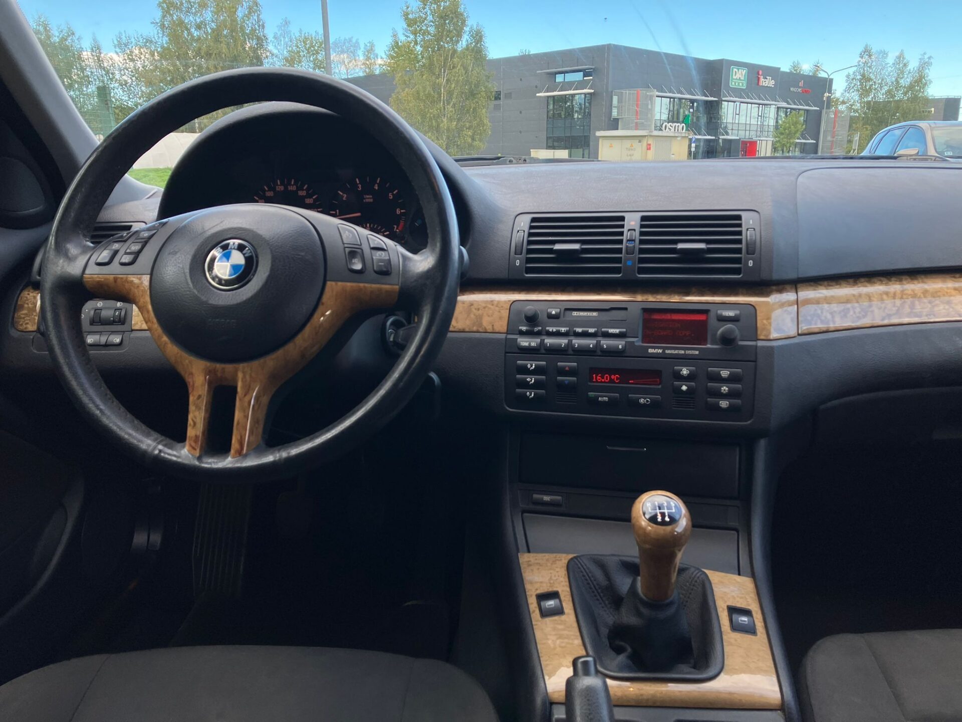 BMW 318 (e46)