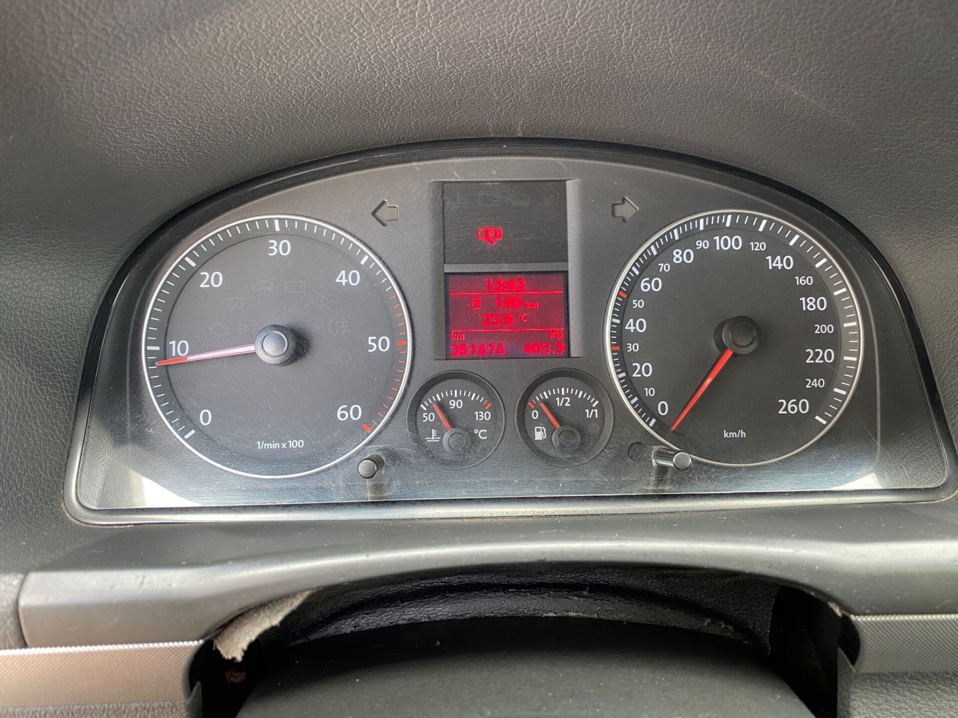 VW Touran 7-seats
