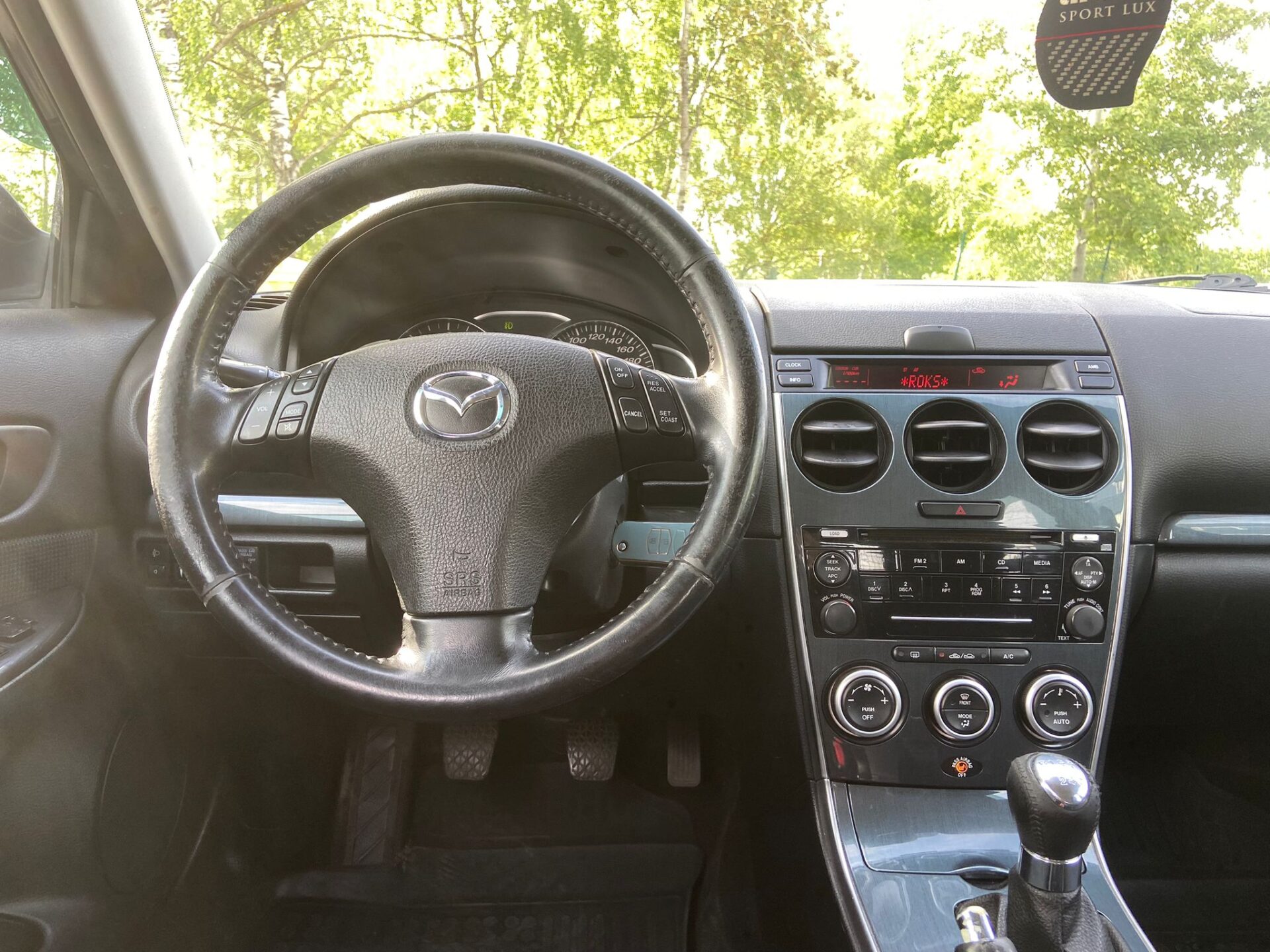 Mazda 6