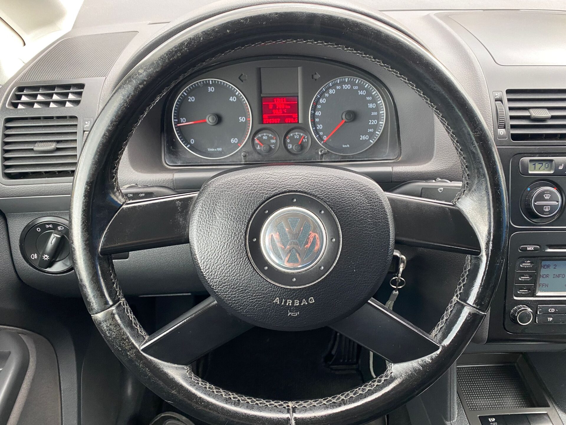VW TOURAN