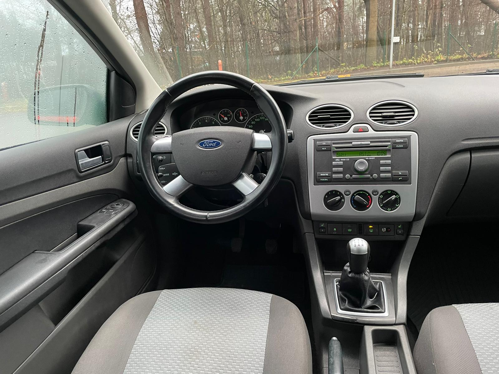 FORD FOCUS