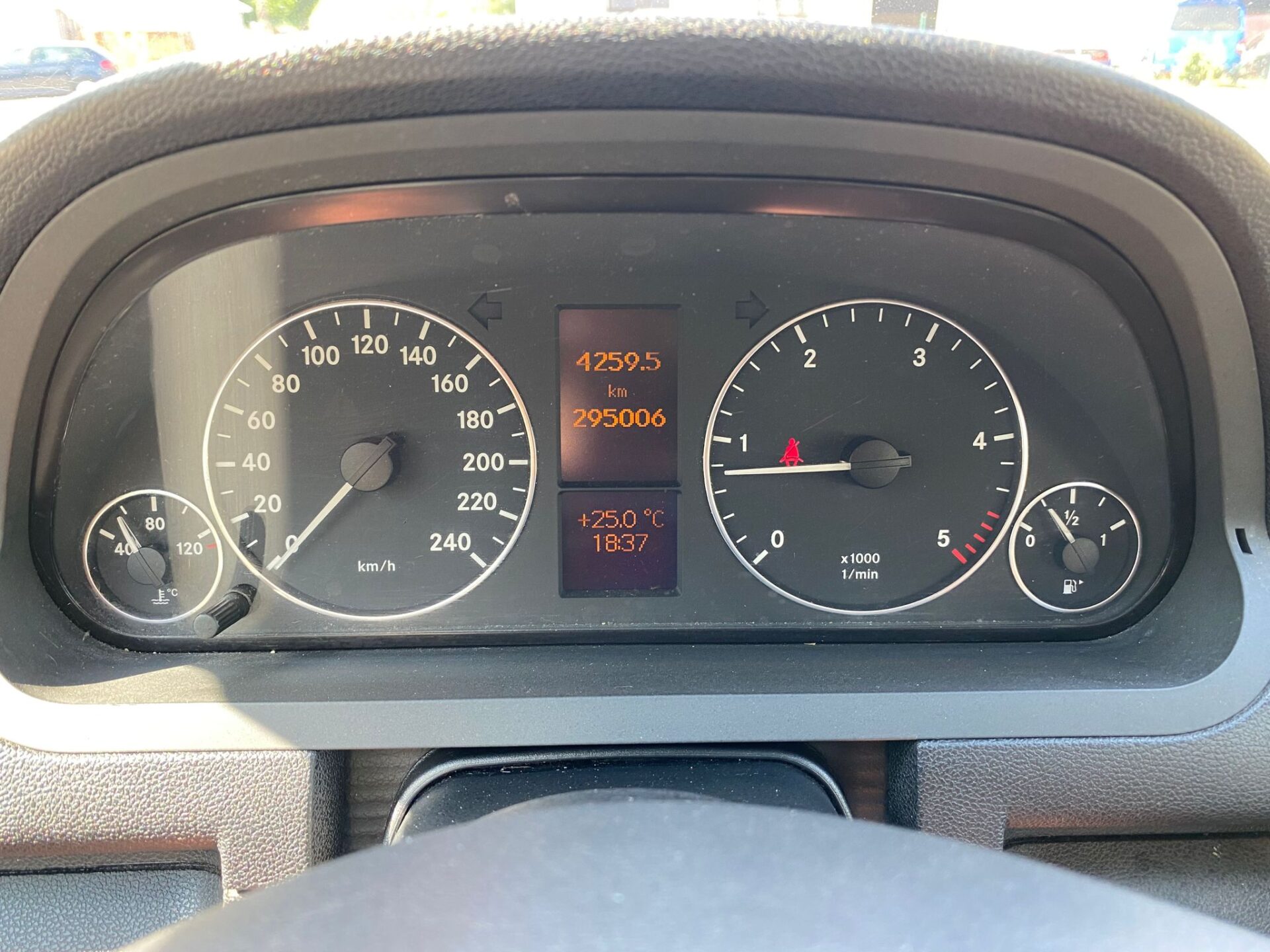 Mercedes Benz A160