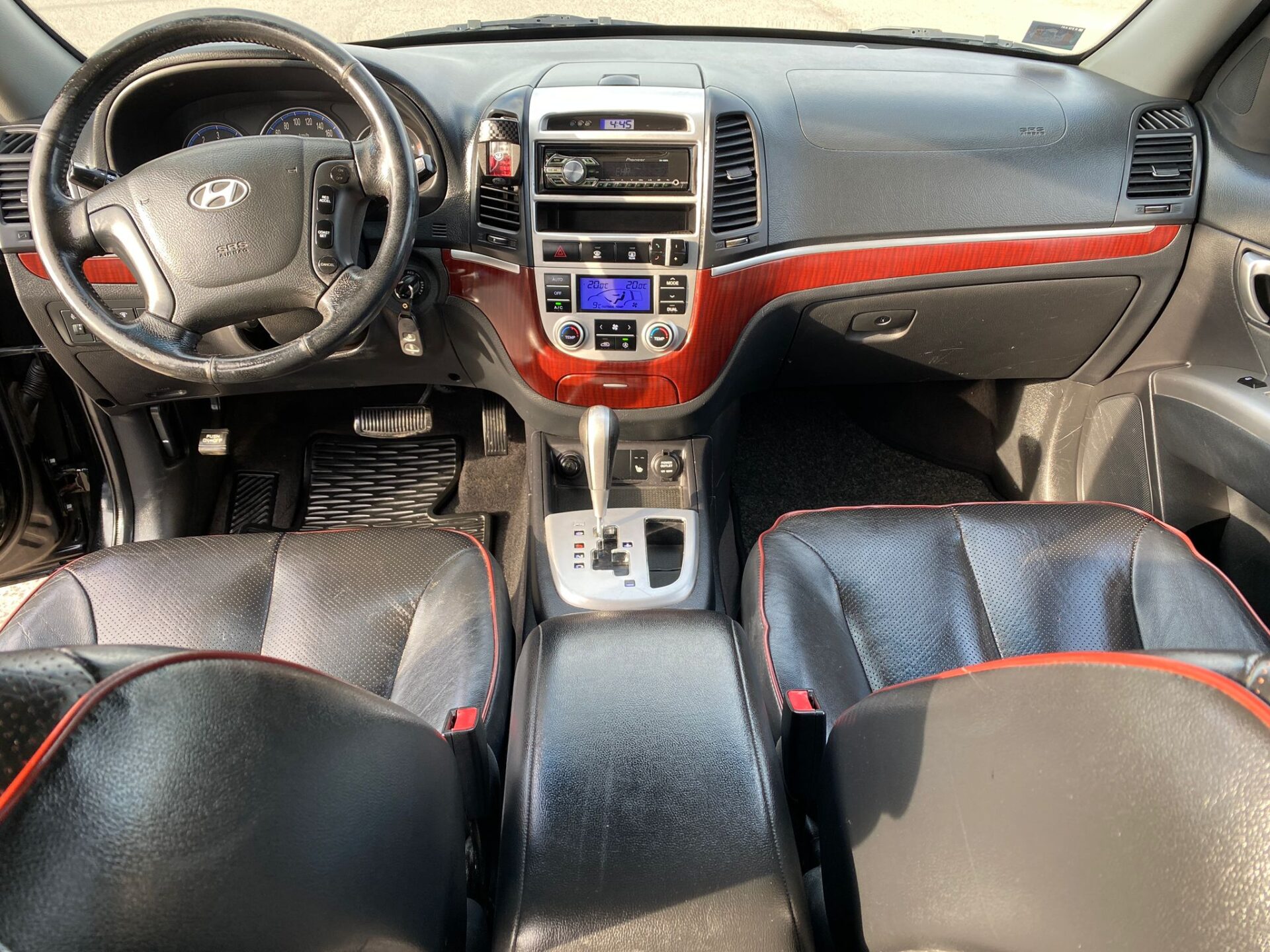 Hyundai Santa FE