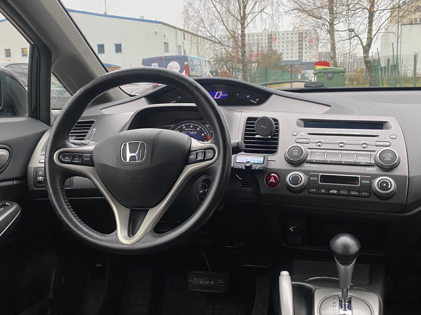 Honda Civic 4 D-R hybrid