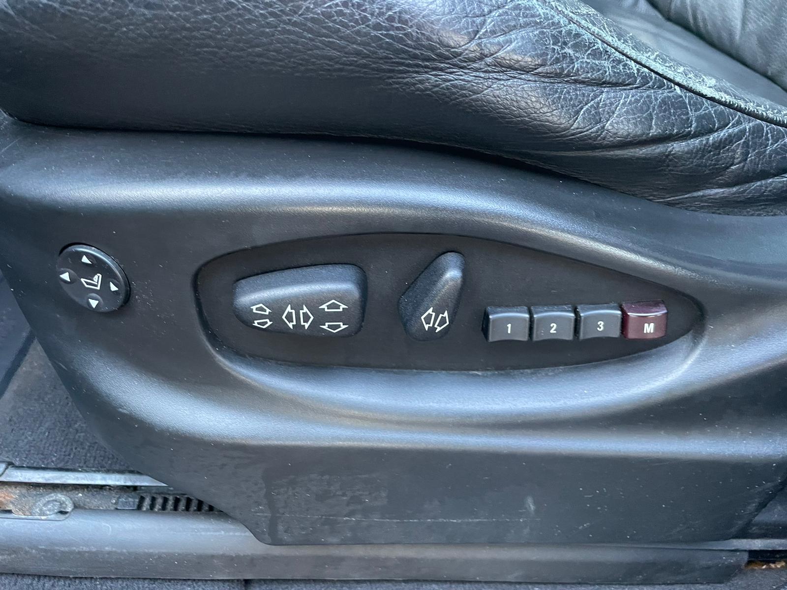 BMW X5 IS KOMPLEKTĀCIJĀ