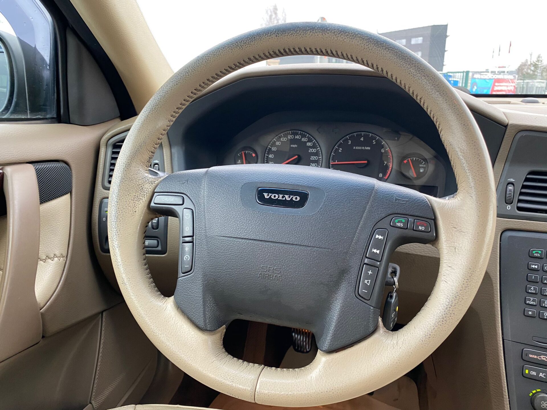 VOLVO XC70
