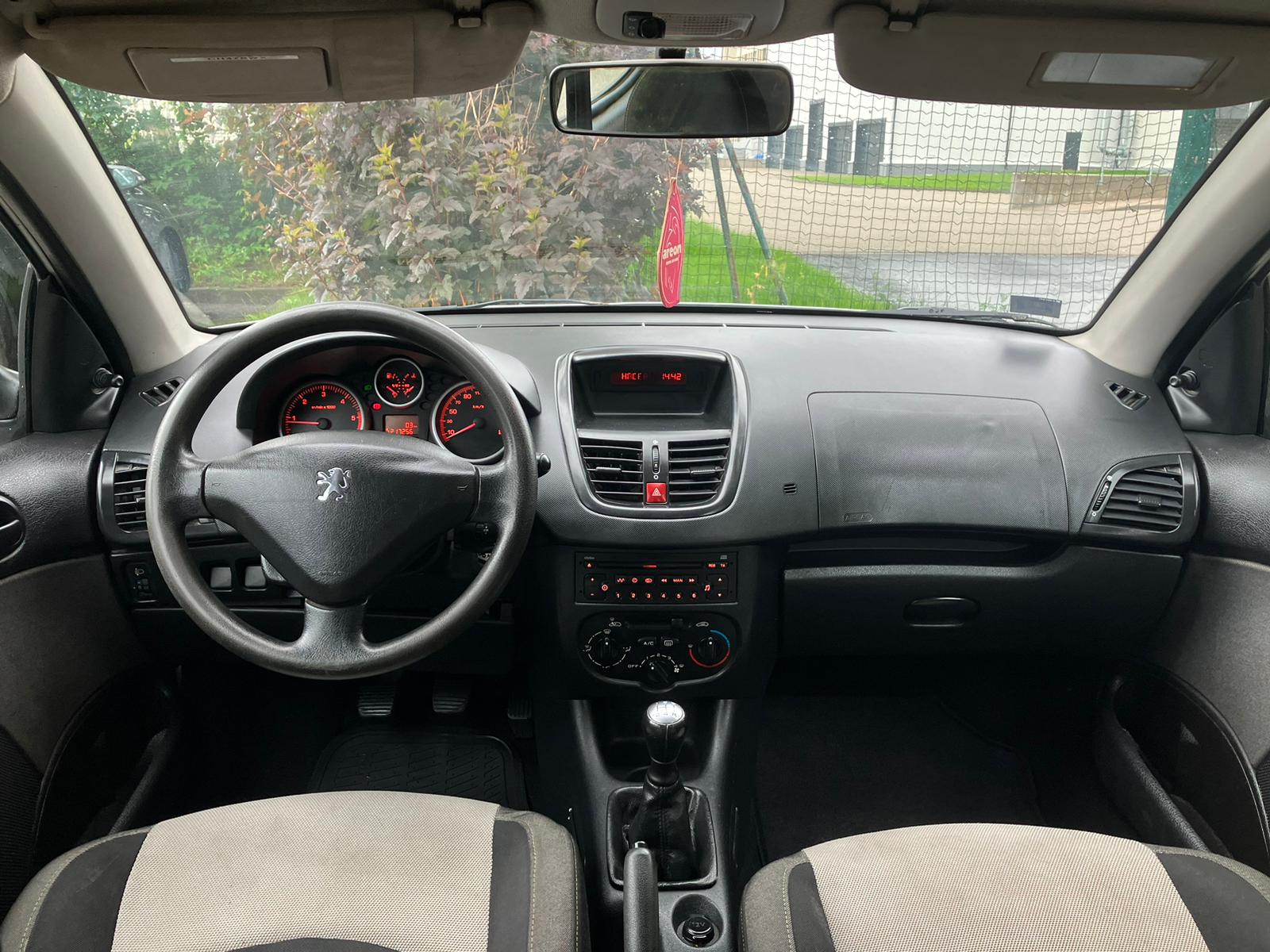 Peugeot 206+