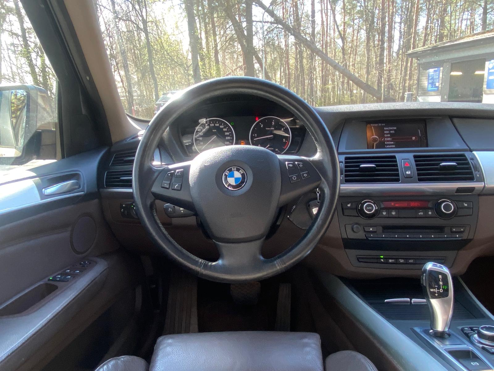 BMW X5 X-DRIVE M-PACK