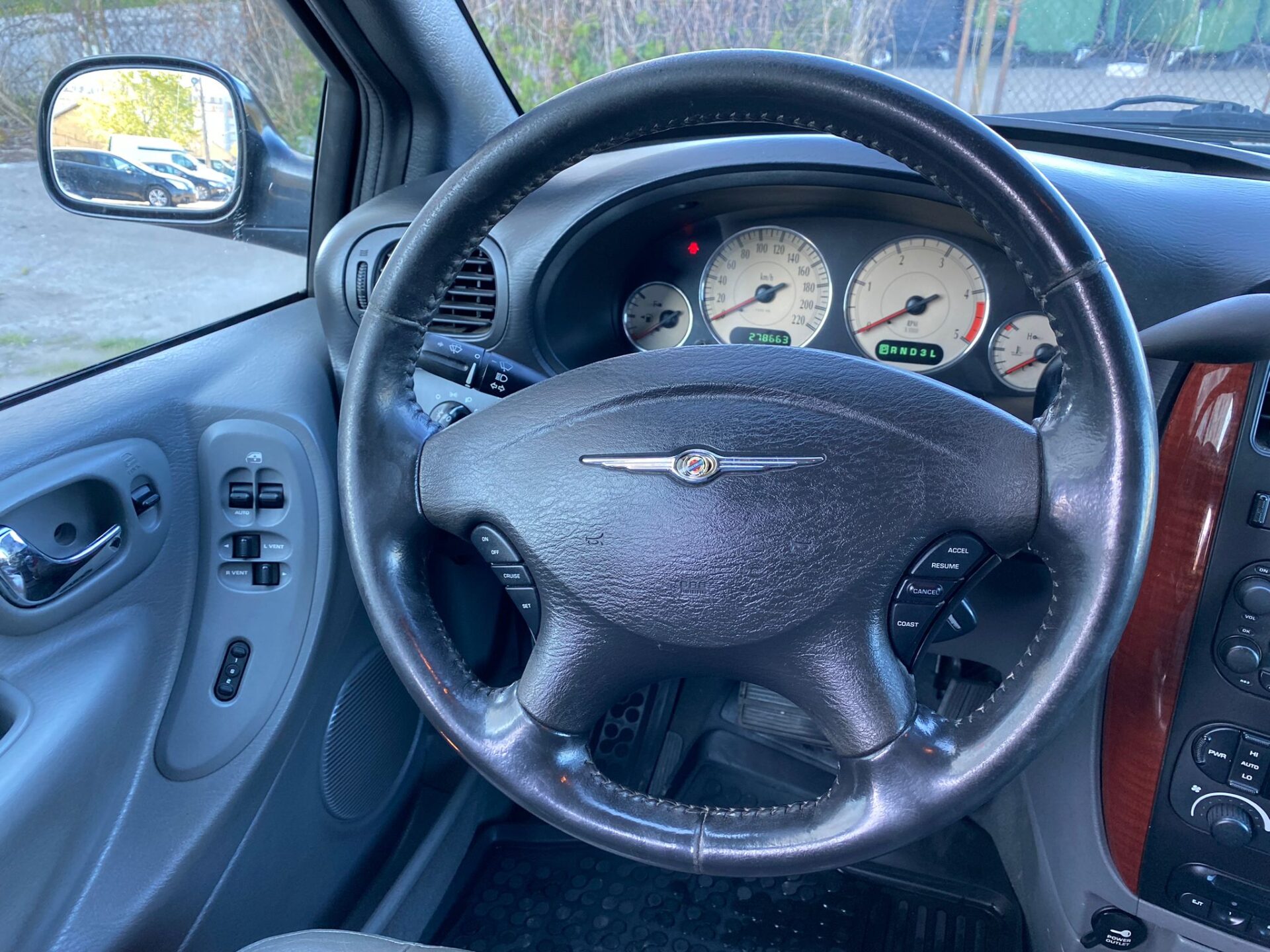 Chrysler Grand Voyager Stow Go 7-vietas