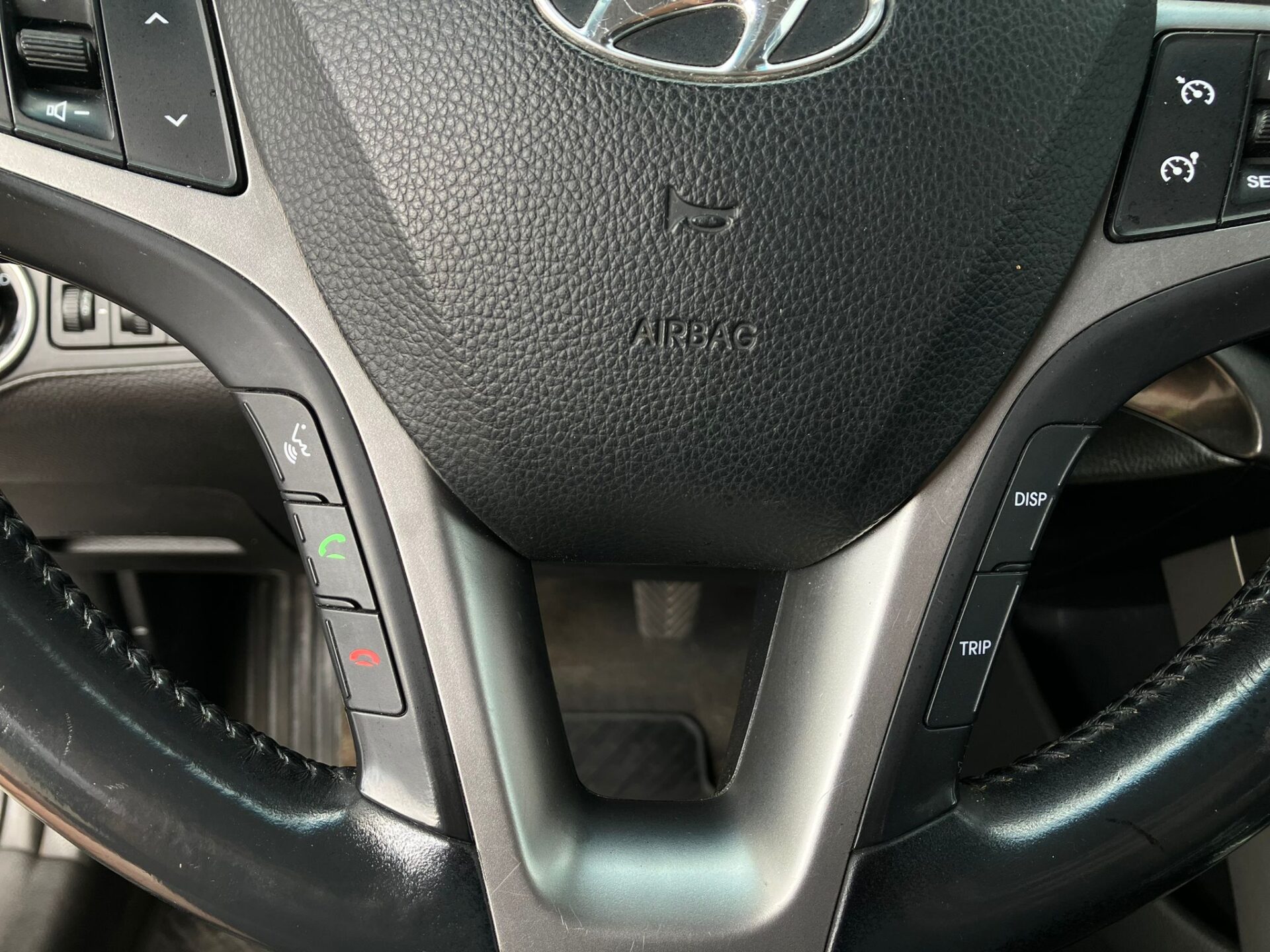 Hyundai i40 blue