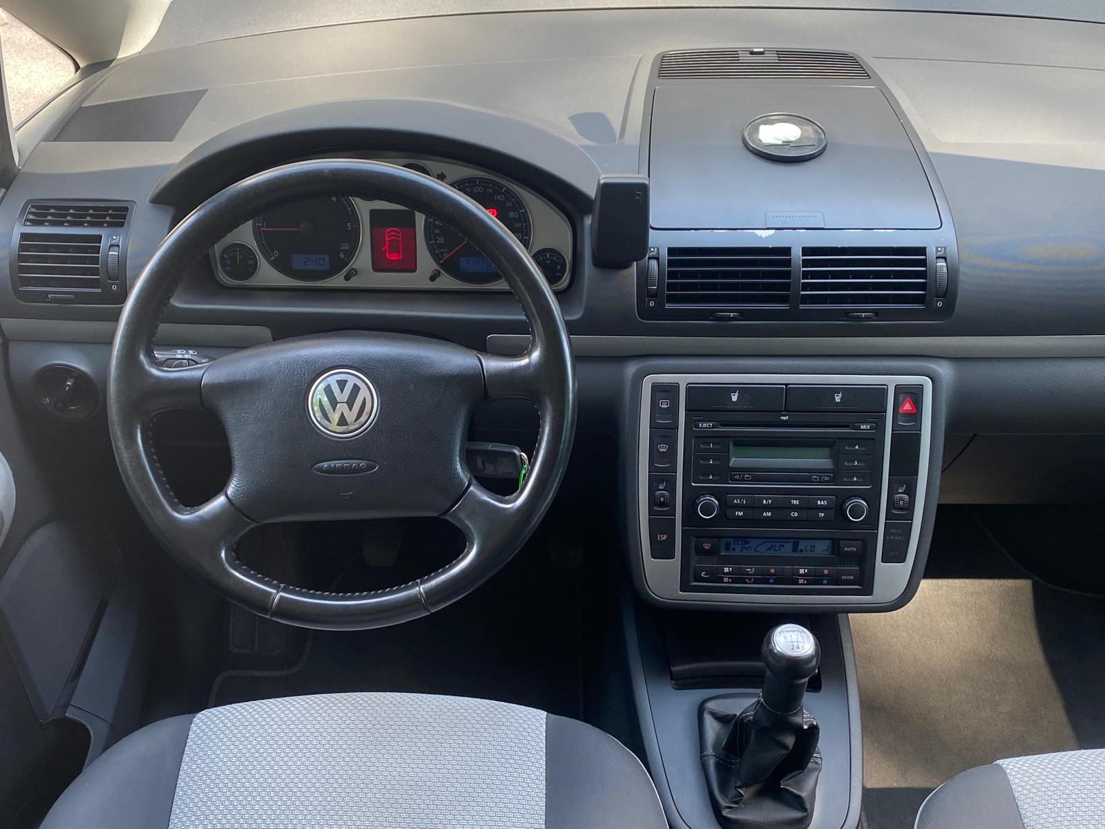 VW SHARAN FREESTYLE 7-VIETAS
