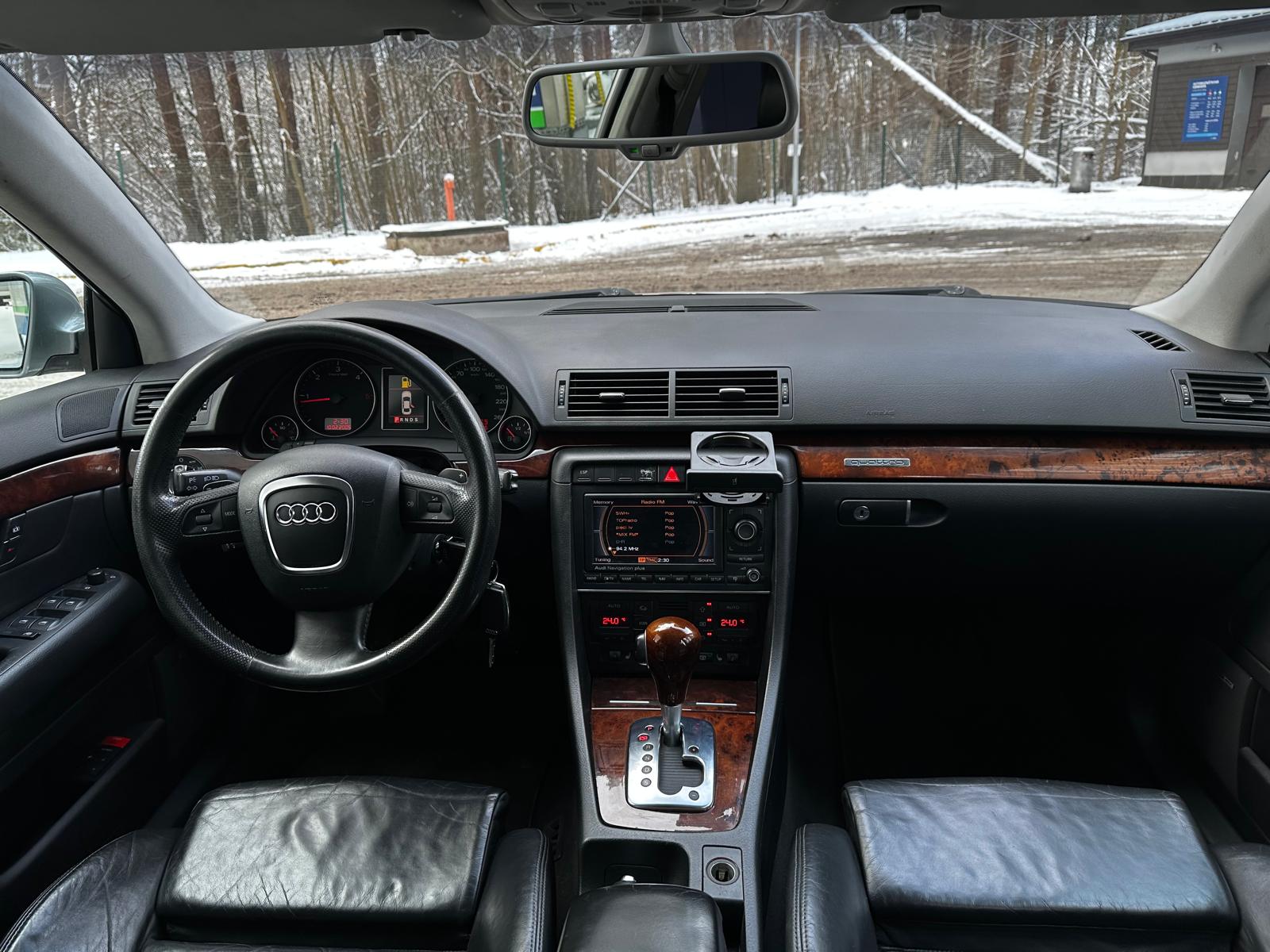 AUDI A4 QUATTRO