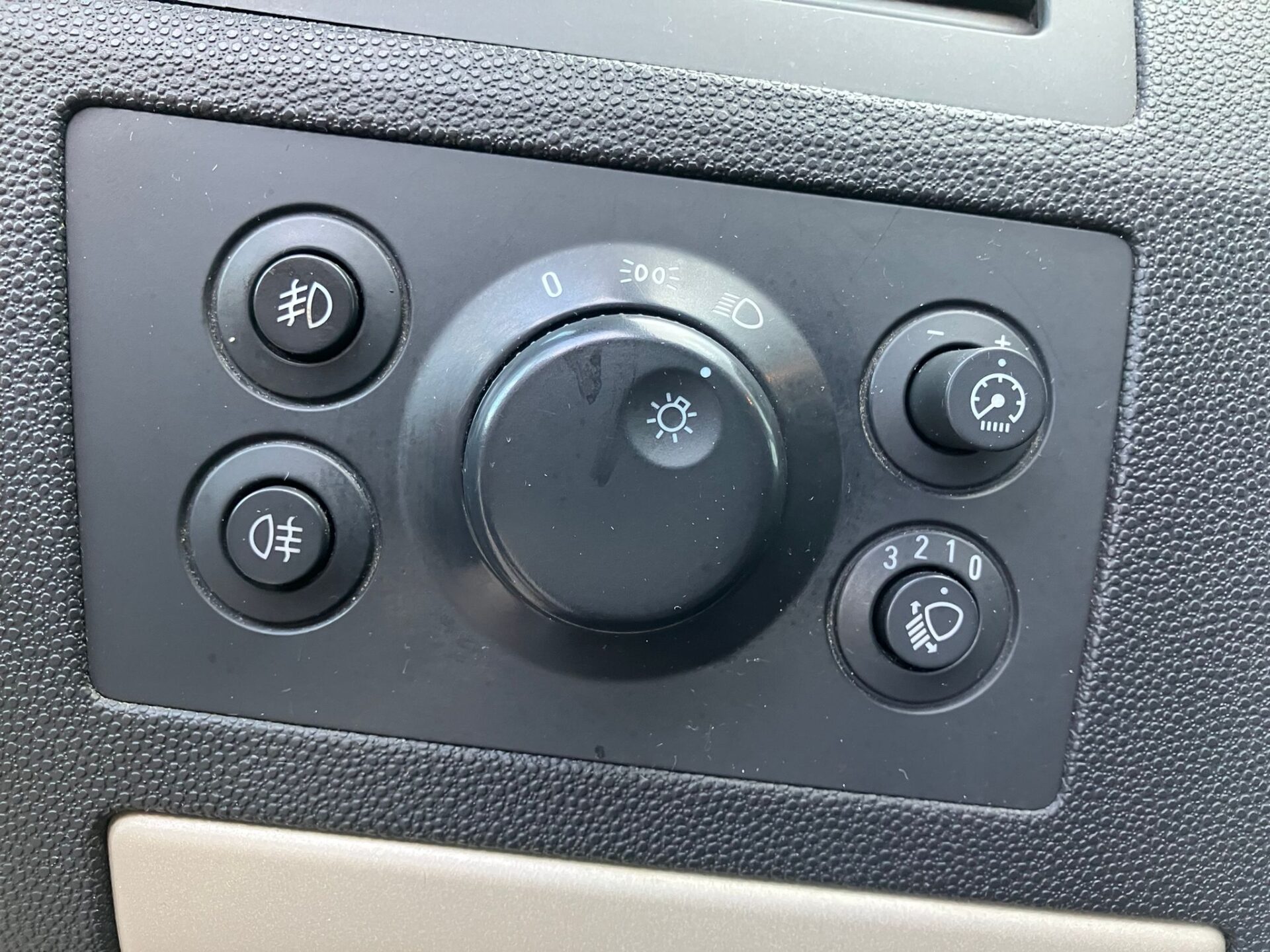 Opel Zafira 7-vietas