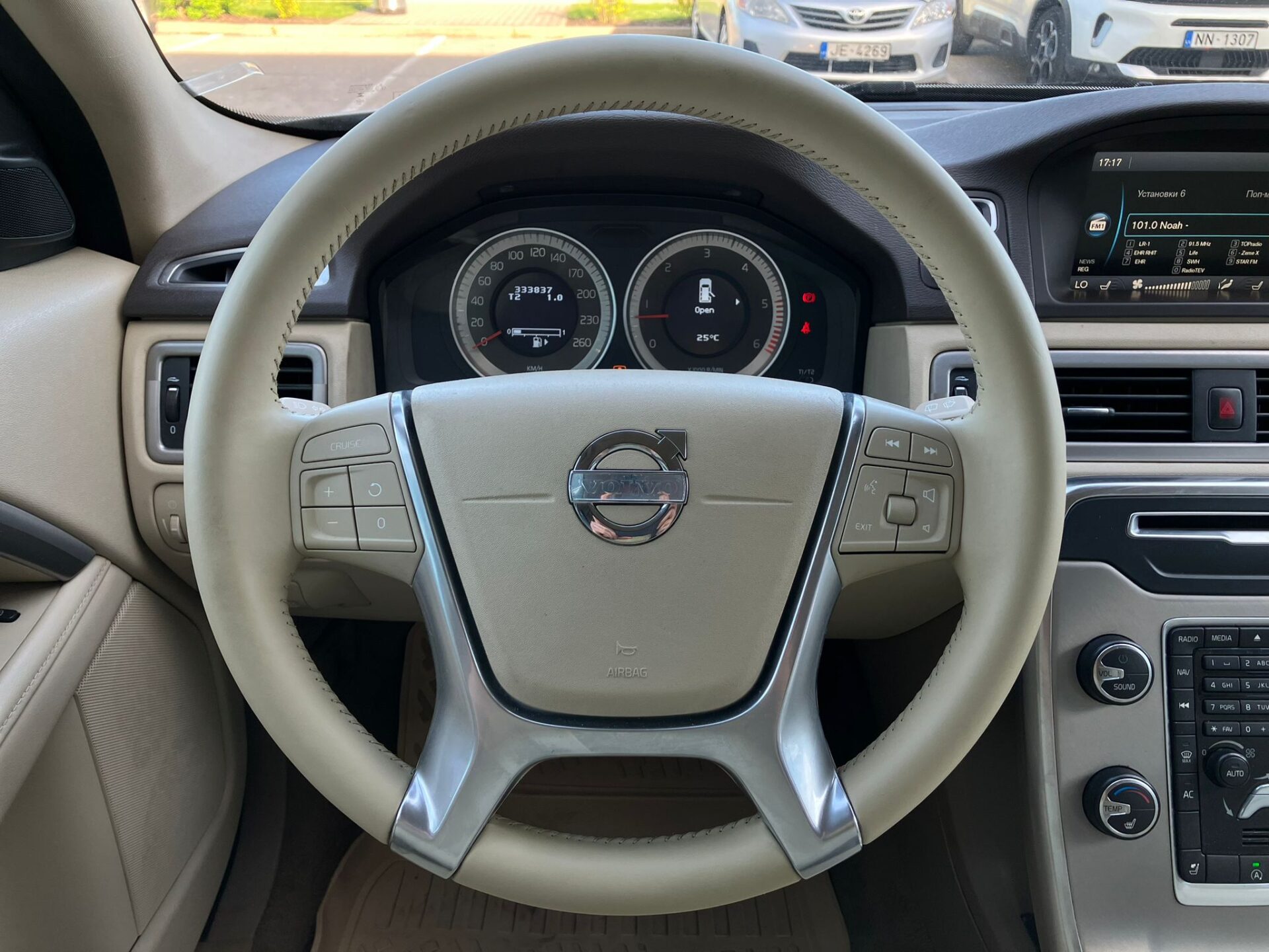 Volvo V70