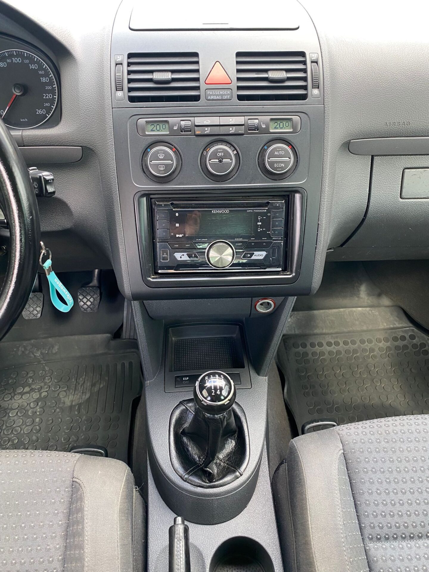 VW Touran 7-seats