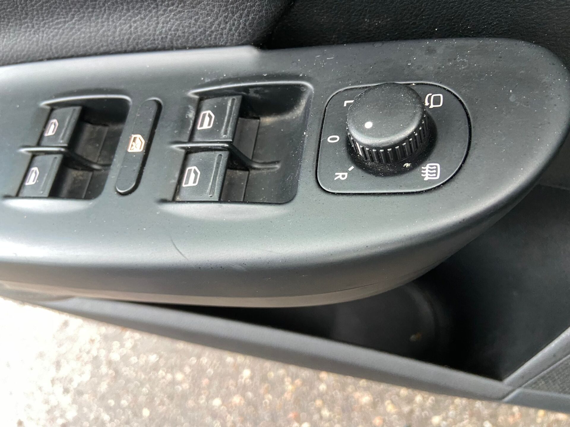 VW PASSAT (B6)