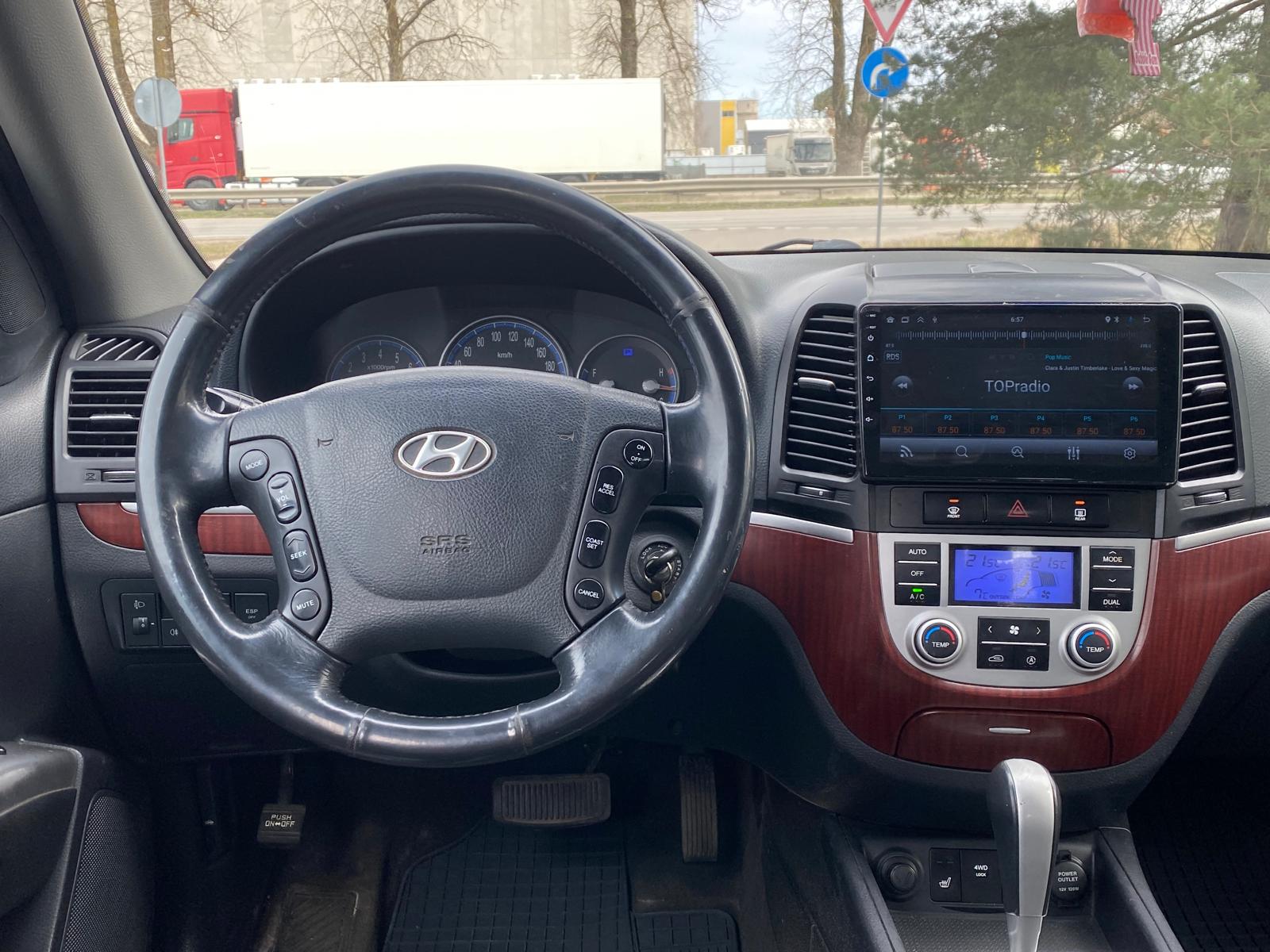 HYUNDAI SANTA FE 4WD