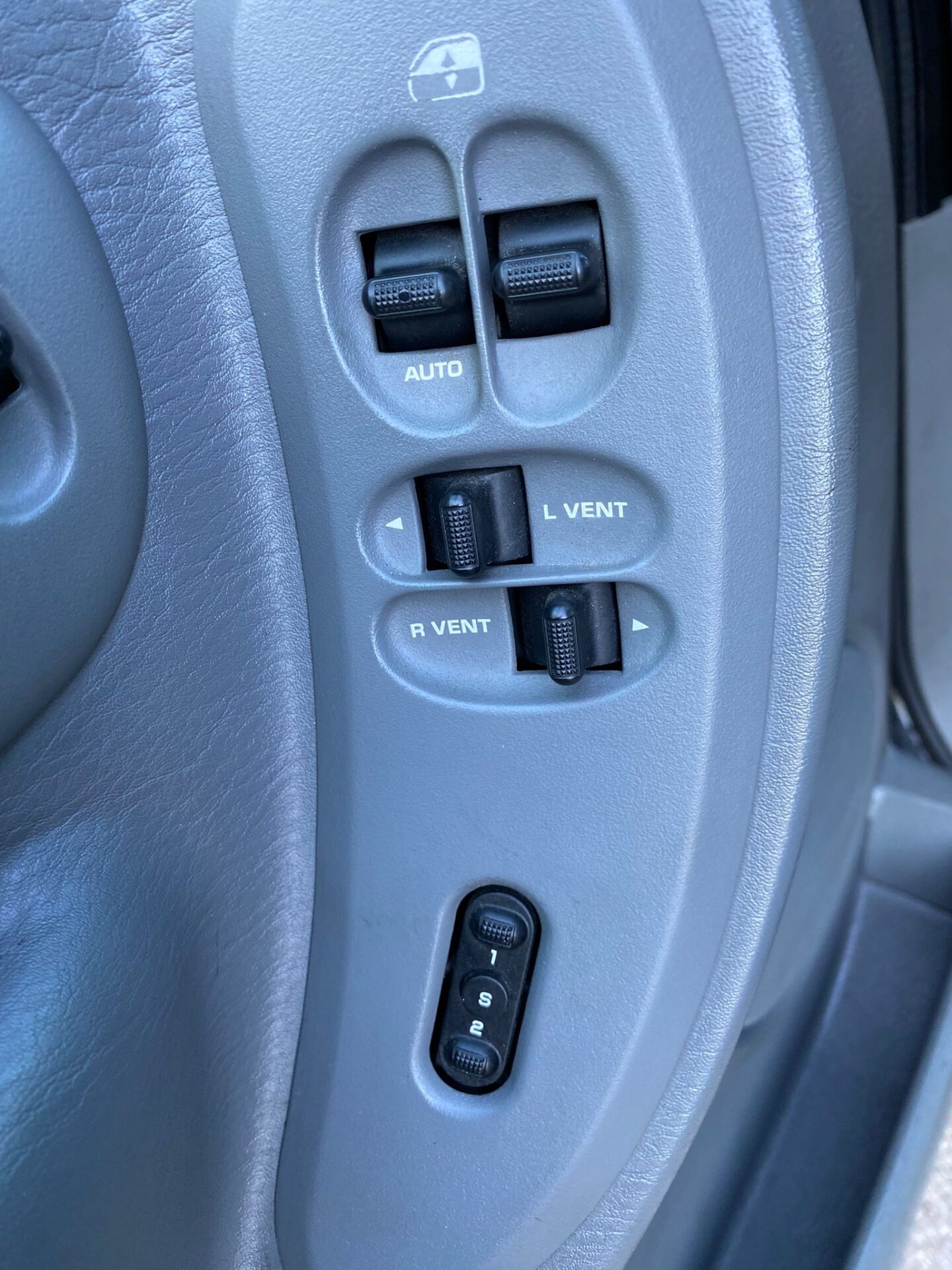Chrysler Grand Voyager Stow Go 7-vietas