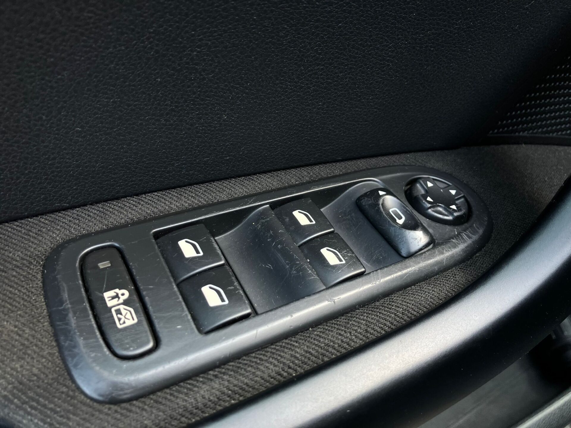 Peugeot 308 SW e hdi