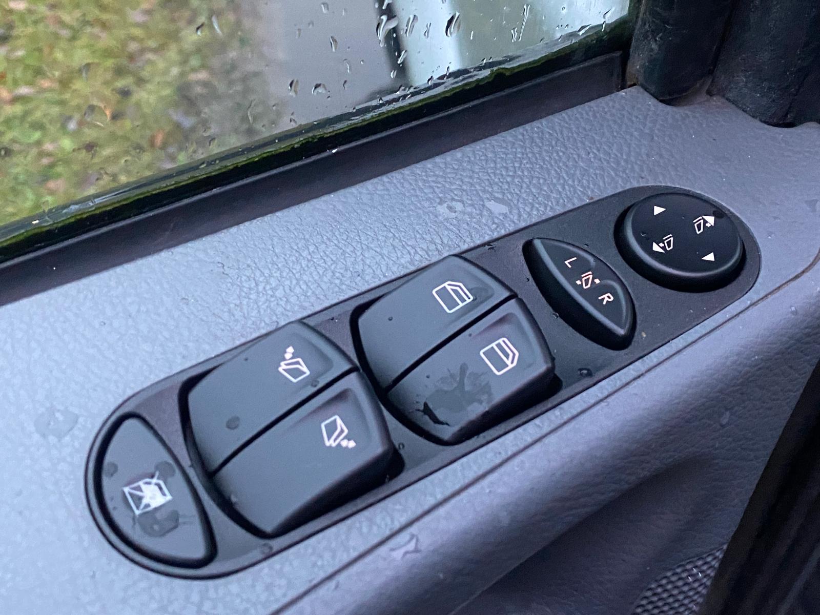Mercedes Benz Viano Ambiente 8-vietas