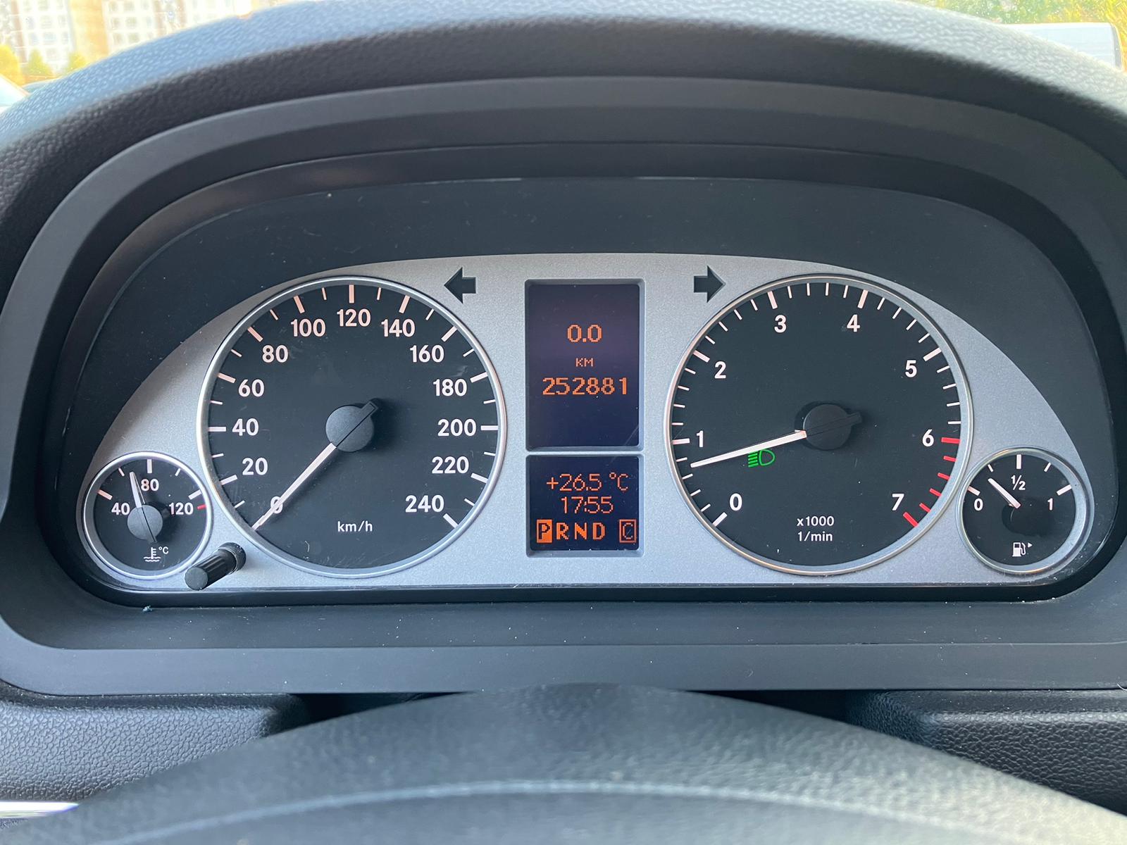 Mercedes Benz B170