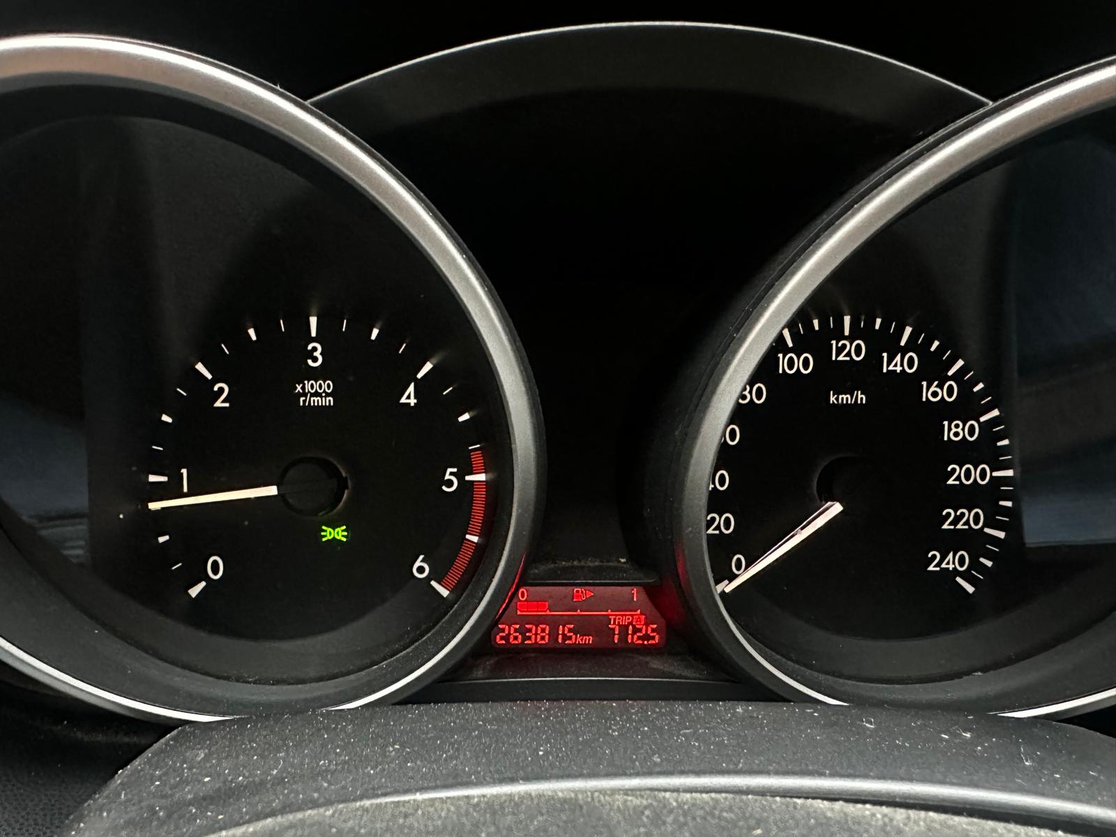 MAZDA 5 7-vietas