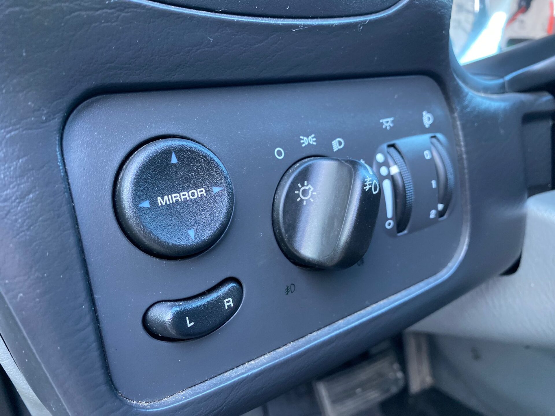 Chrysler Grand Voyager Stow Go 7-vietas