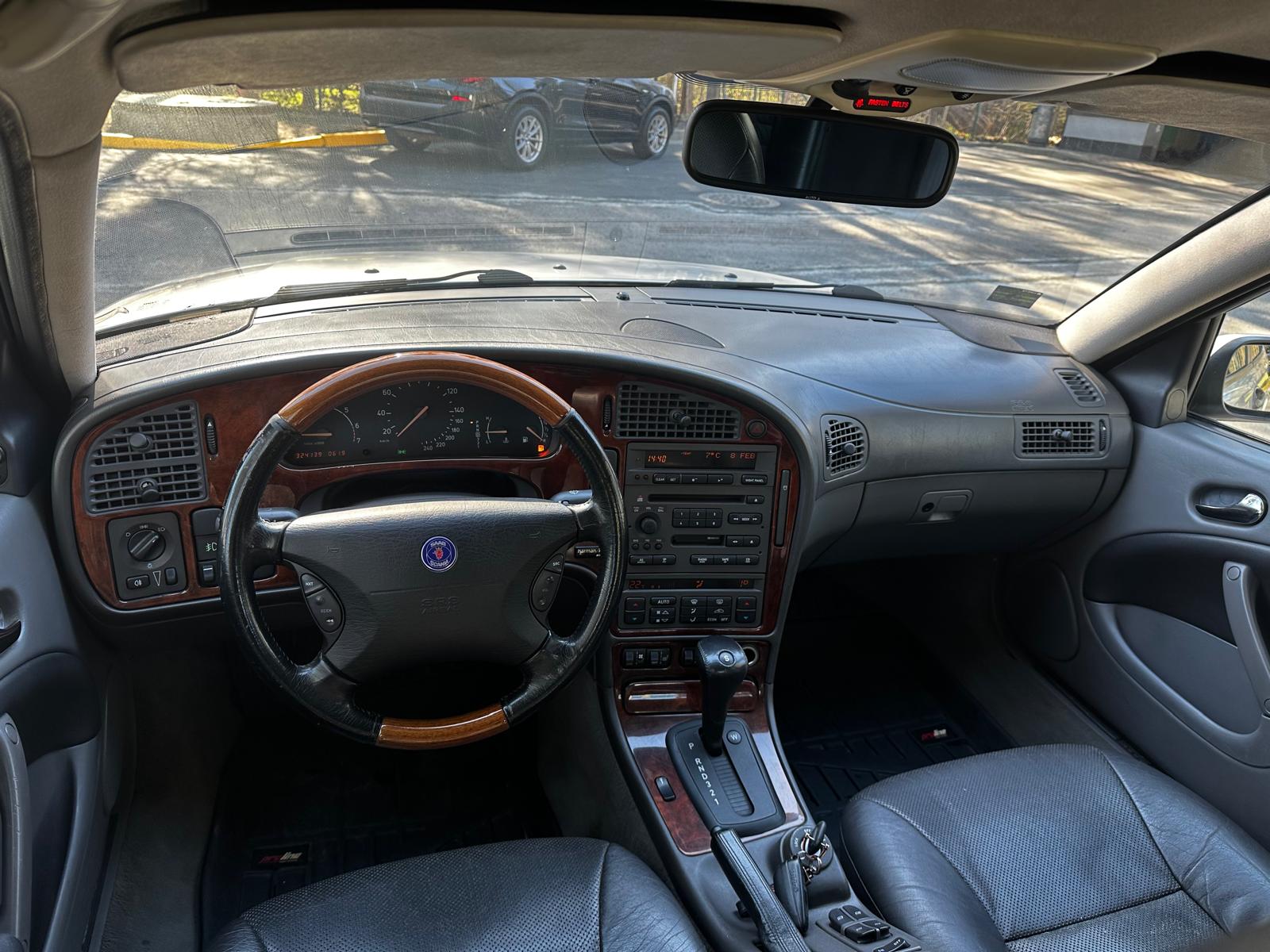 Saab 9-5 griffin