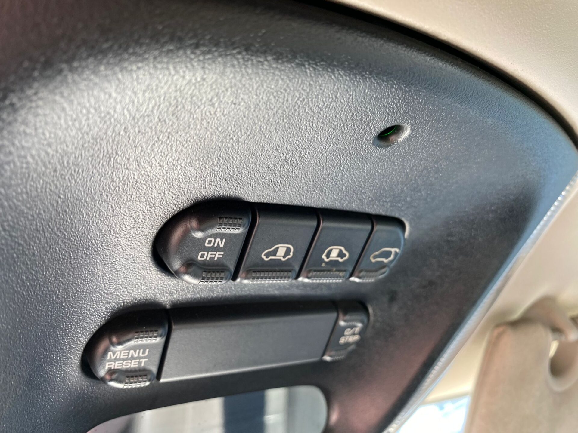Chrysler Grand Voyager StowNGO 7-vietas