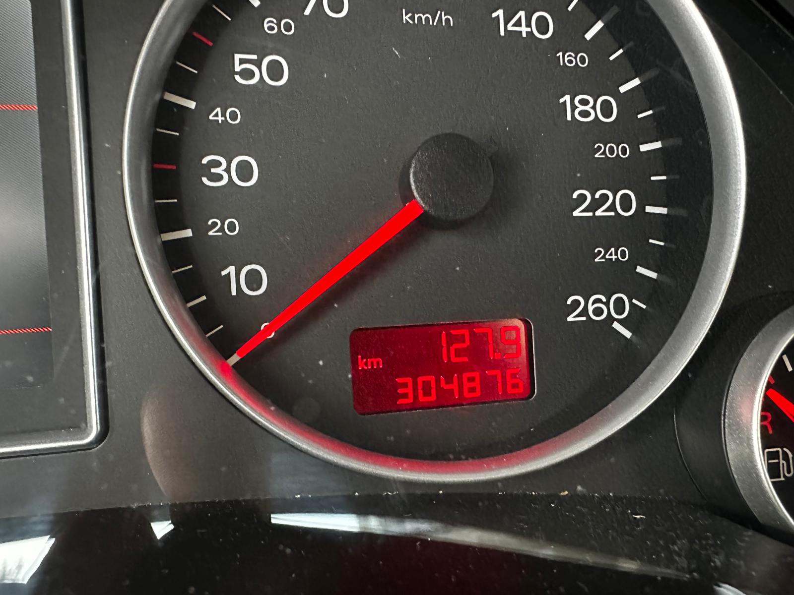 AUDI A4 QUATTRO