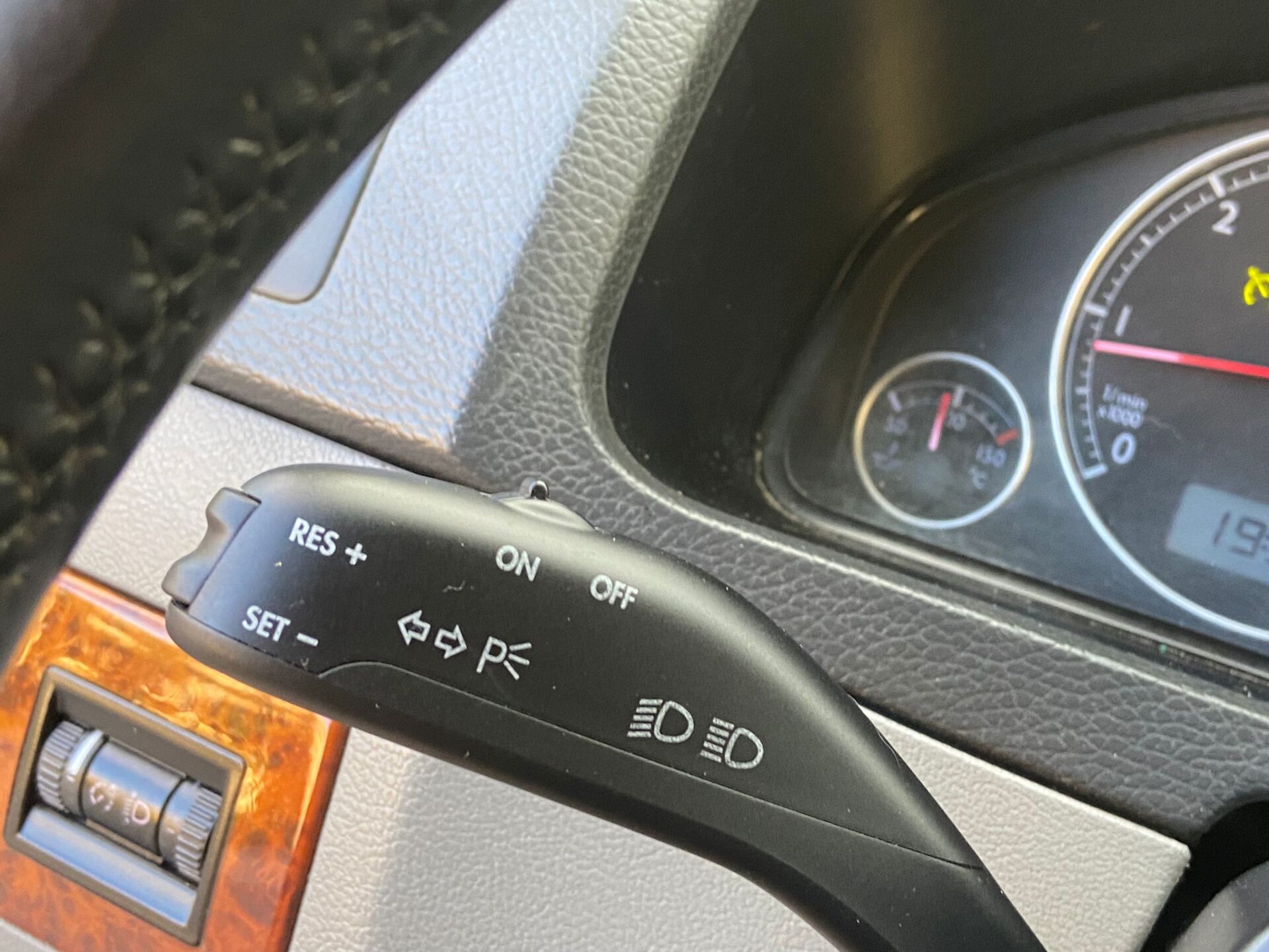 VW Multivan Highline 7-vietas