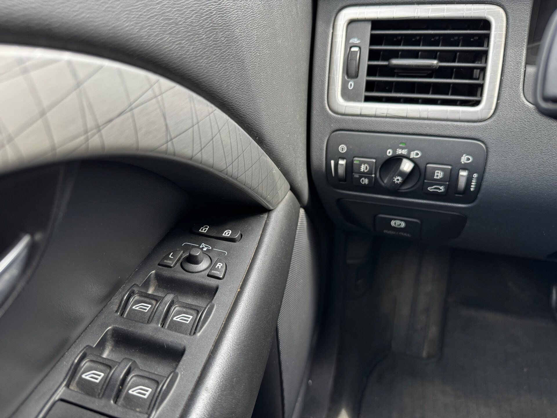 VOLVO XC70 4X4