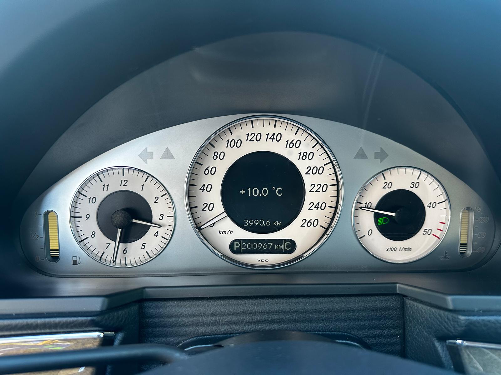 Mercedes Benz E220 Avantgarde