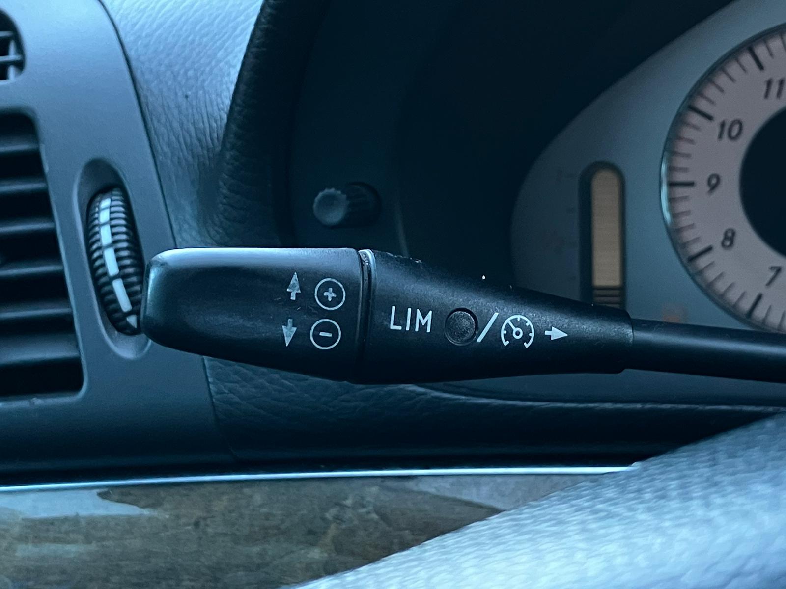 Mercedes Benz E320