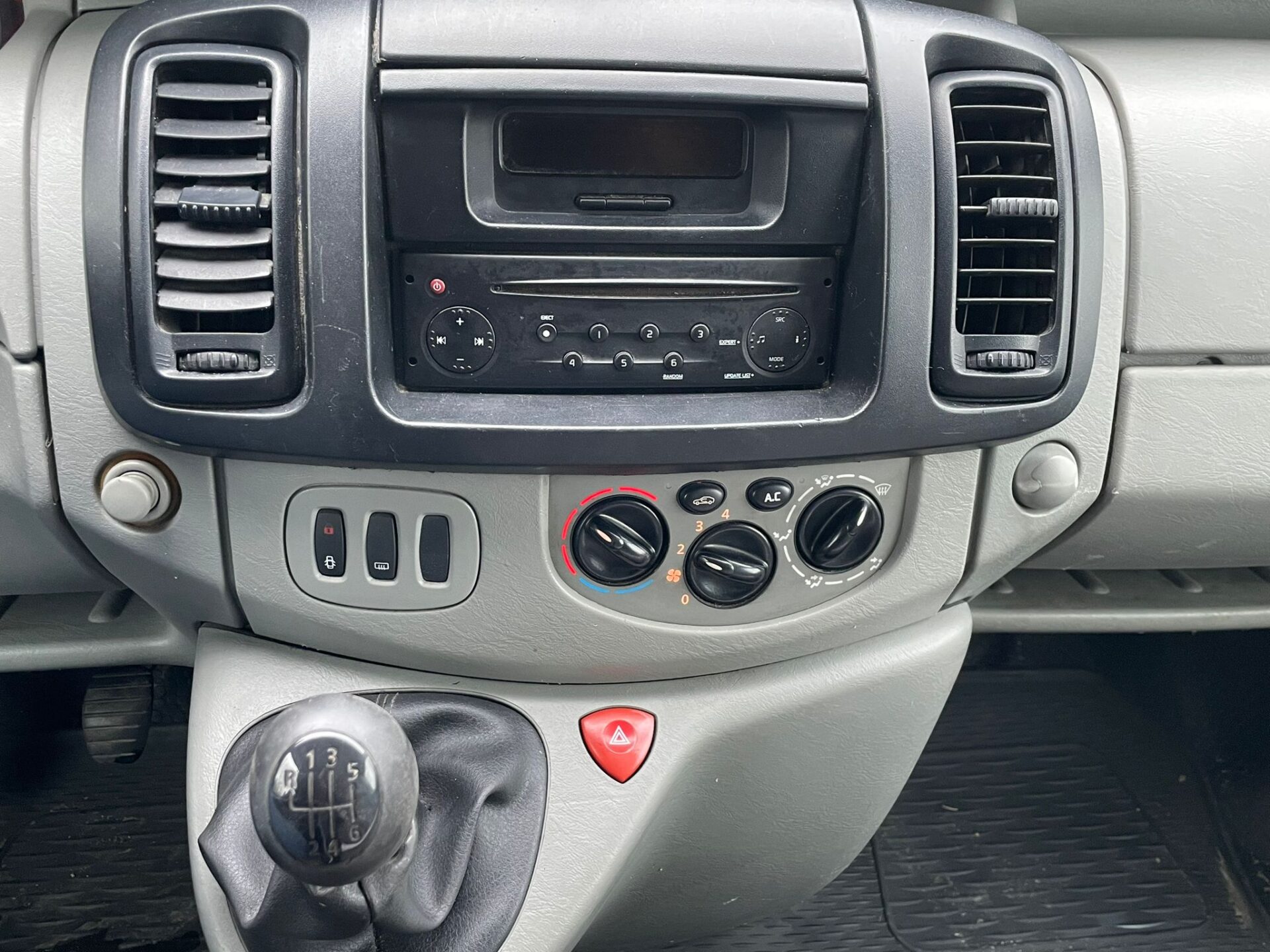 Nissan Primastar