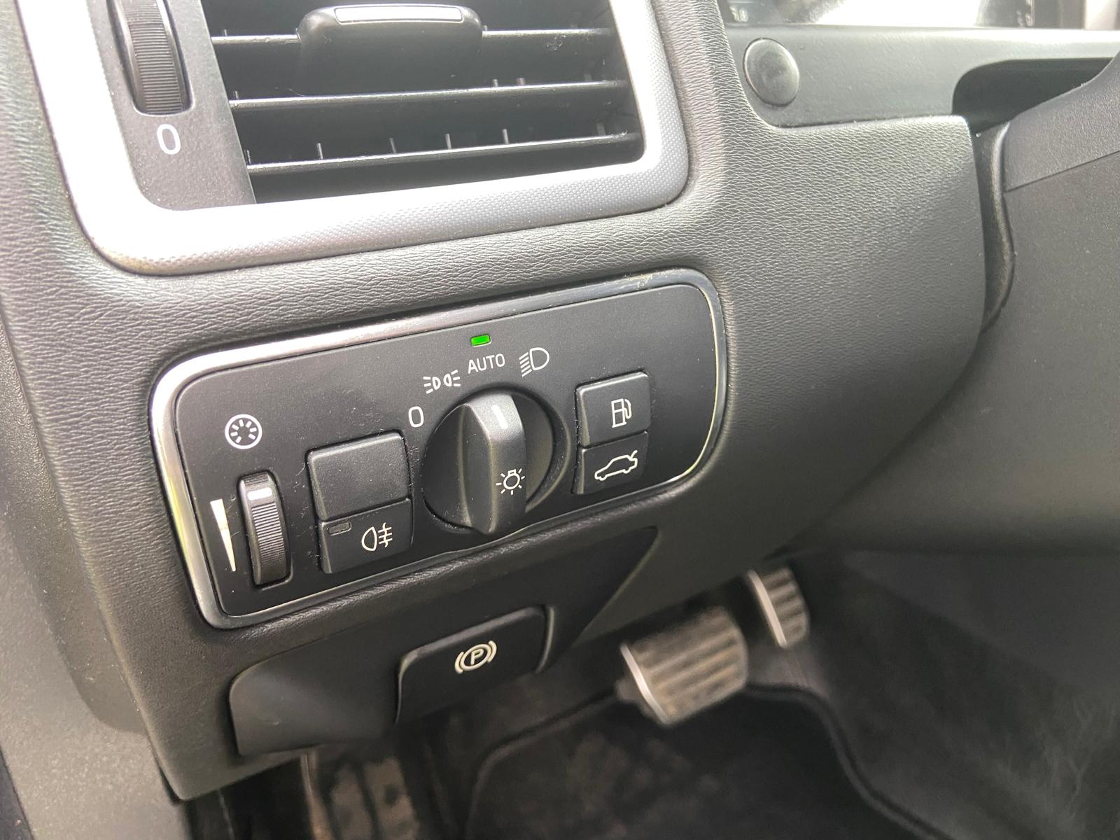 Volvo V70 Summum D4