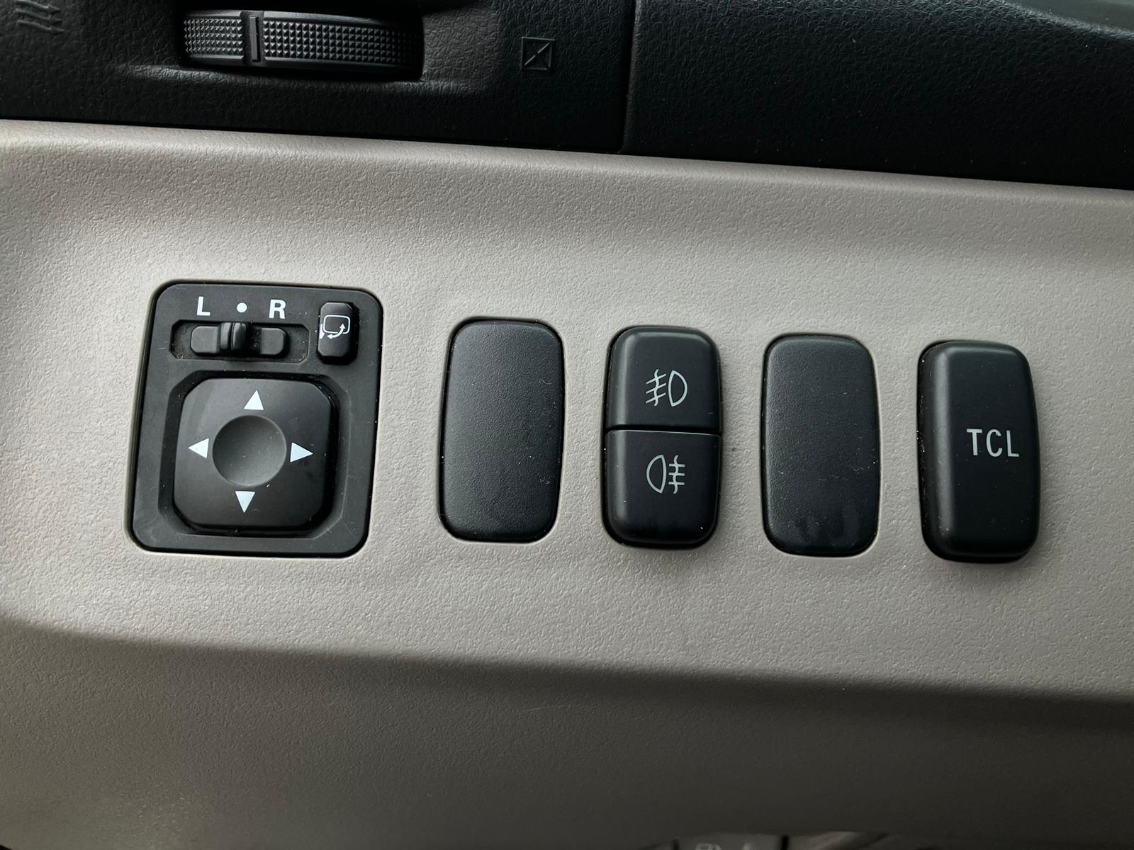 Mitsubishi Grandis 7-vietas