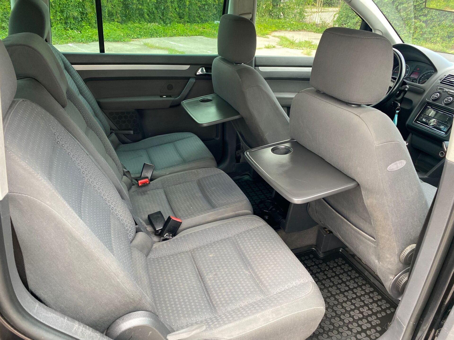 VW Touran 7-seats