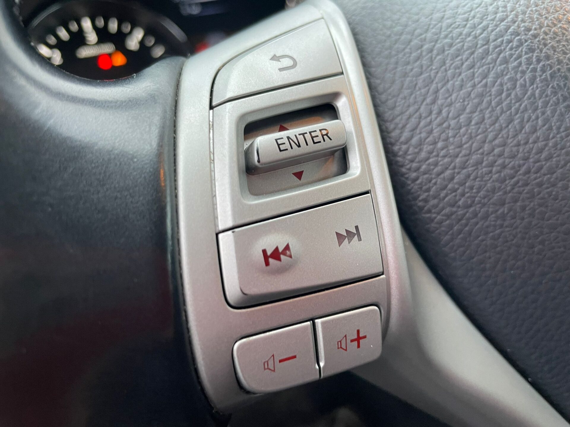 NISSAN QASHQAI 4×4