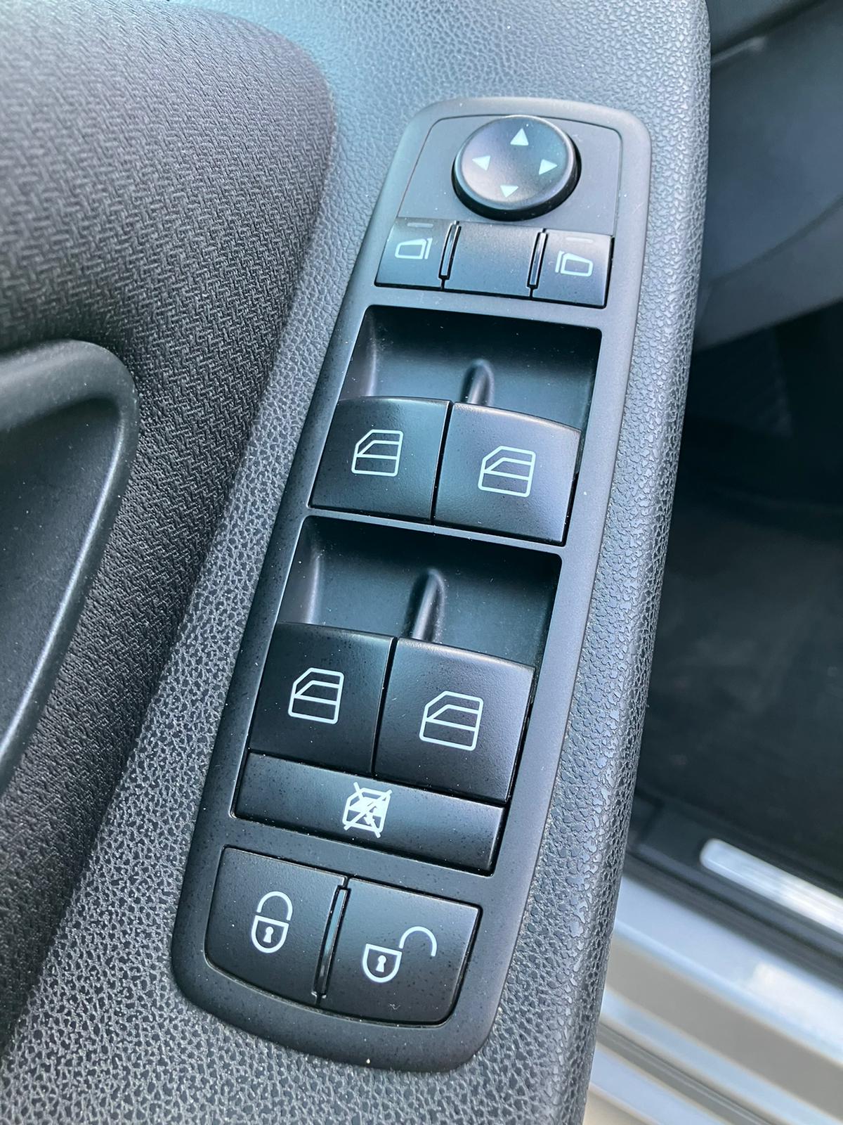 Mercedes Benz B170